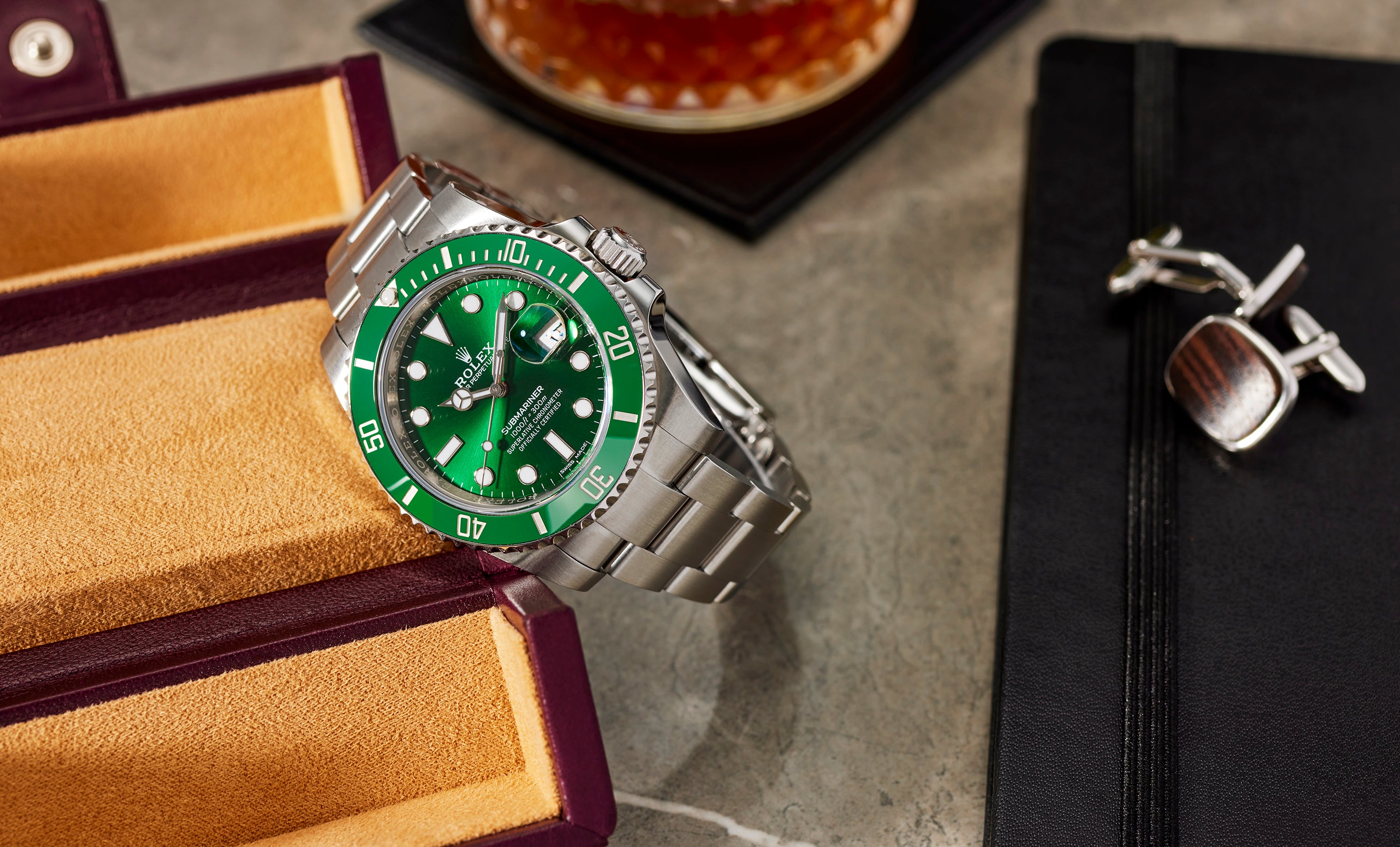 Rolex Submariner Hulk 116610LV – HODINKEE Shop