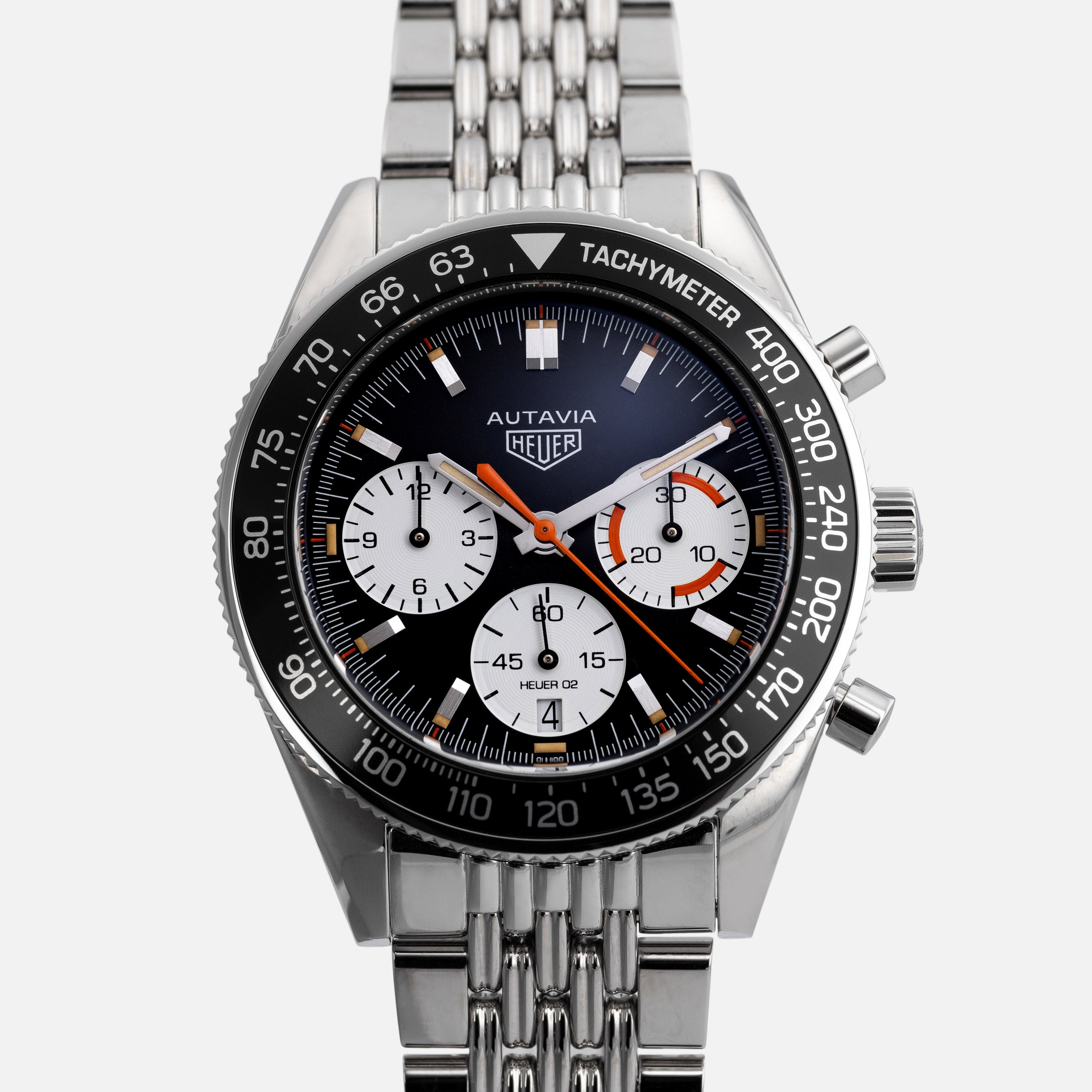 TAG Heuer Autavia Heritage Calibre Heuer 02 Hodinkee Special Edition CBE2117