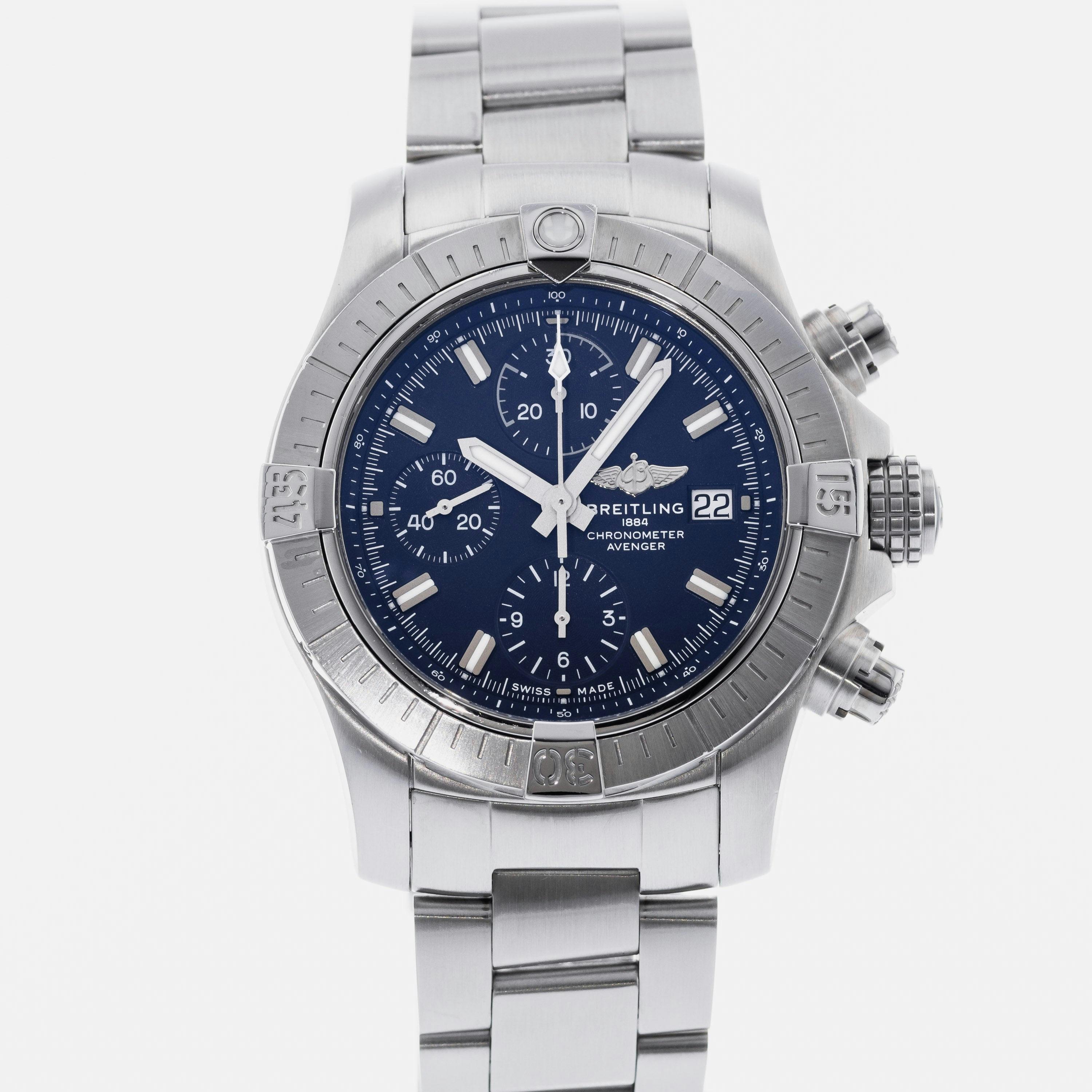 Breitling Avenger Chronograph 43 A13385 – HODINKEE Shop