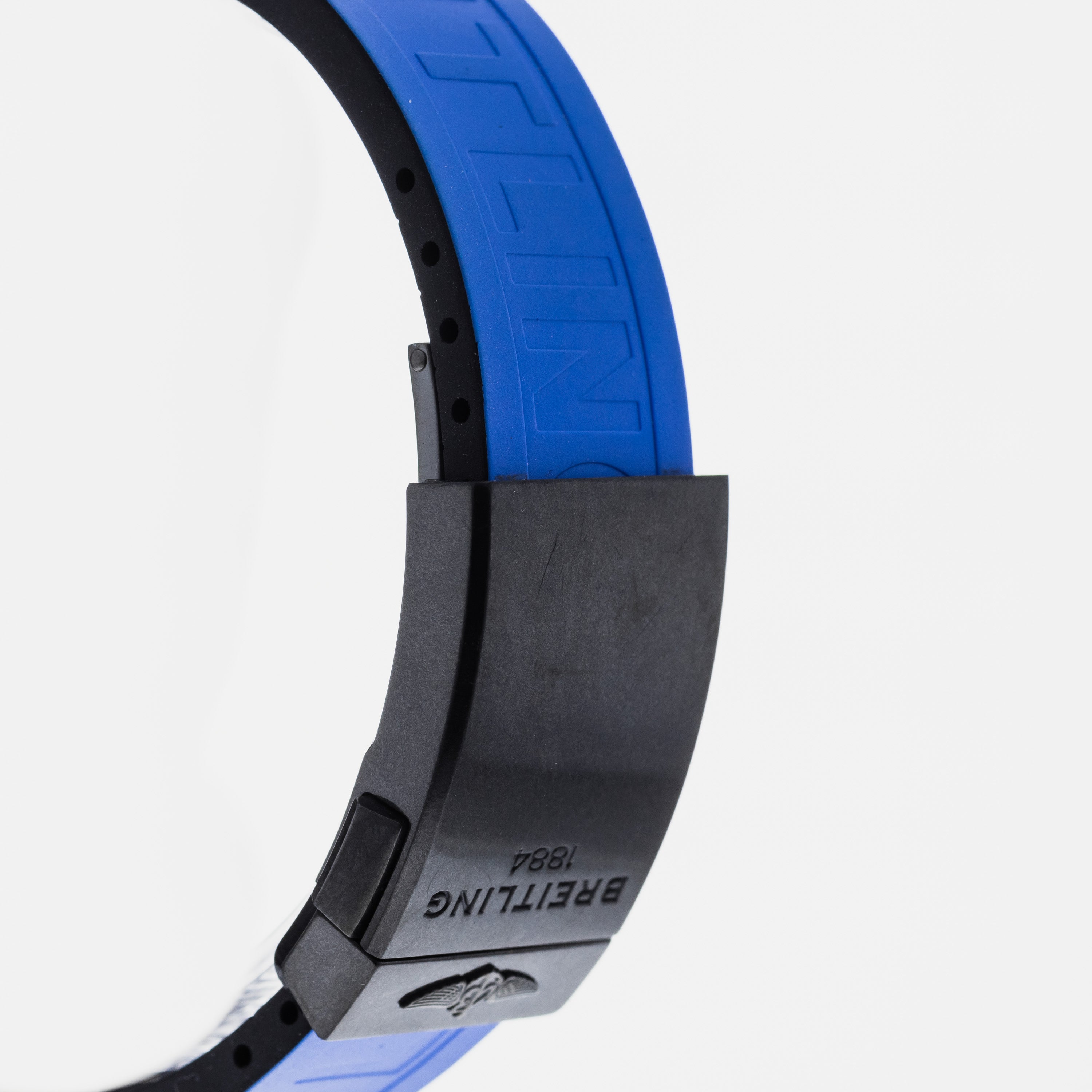 Breitling Avenger Hurricane 12H XB0170