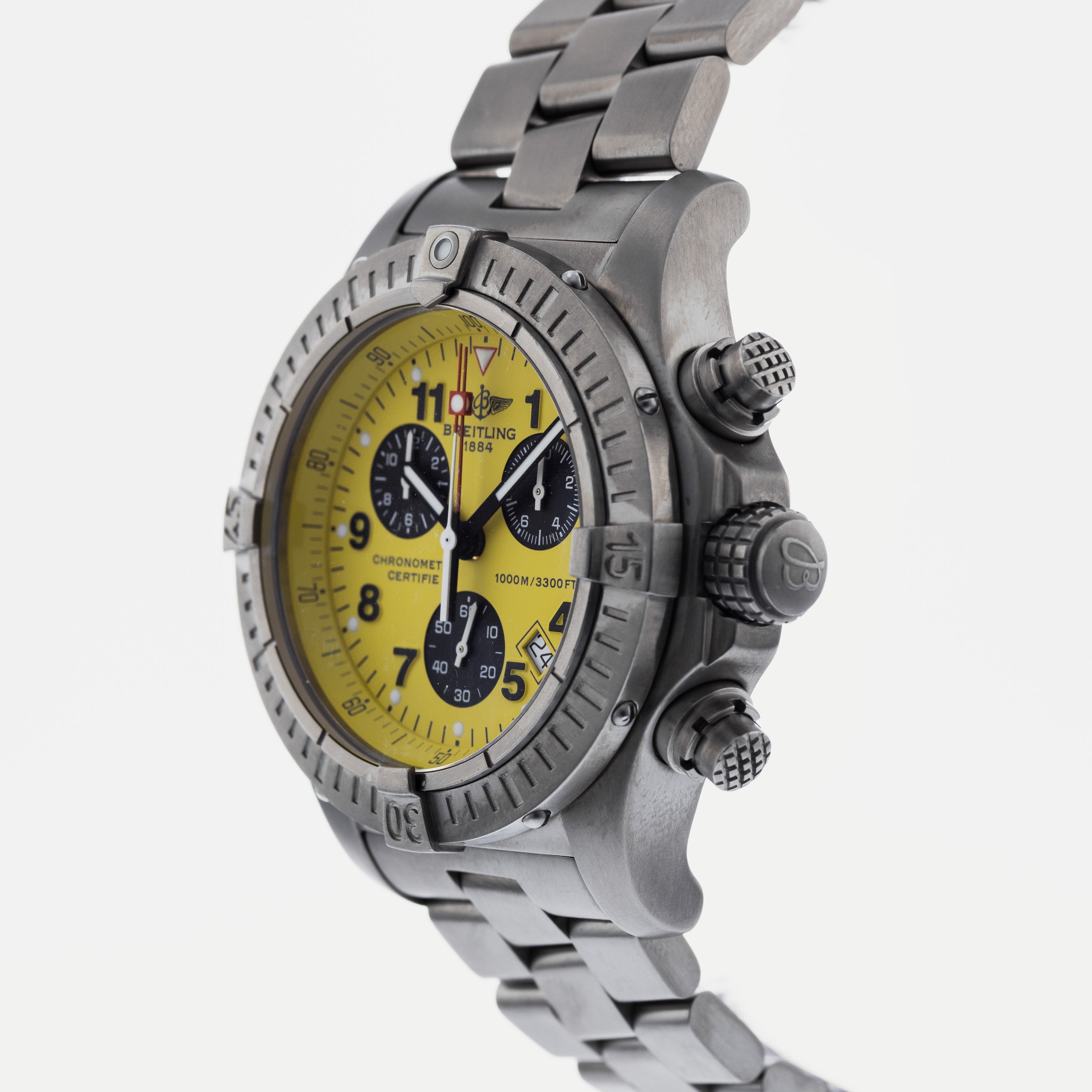 Breitling Chrono Avenger M1 E73360
