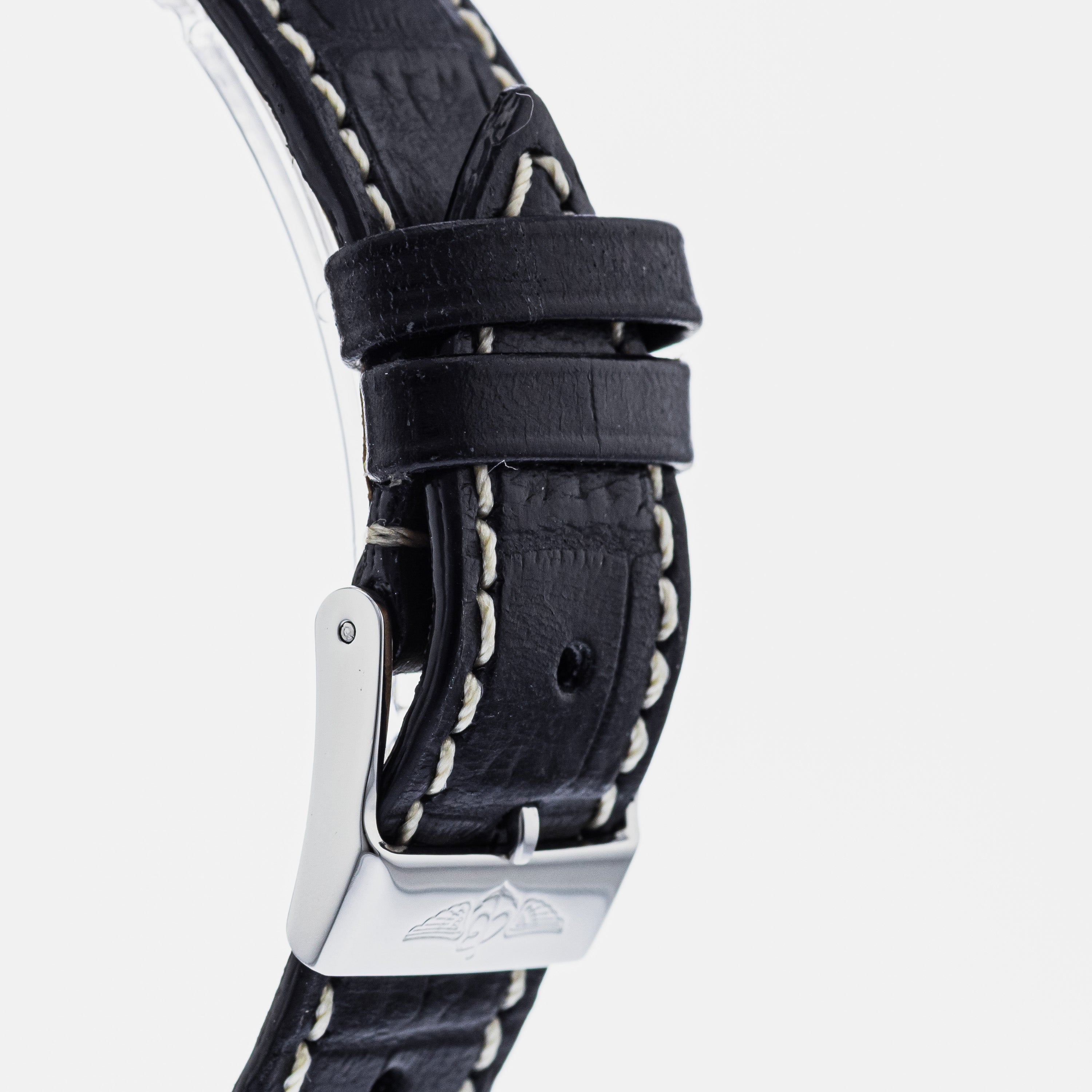 Breitling Shadow Flyback A35312 – HODINKEE Shop
