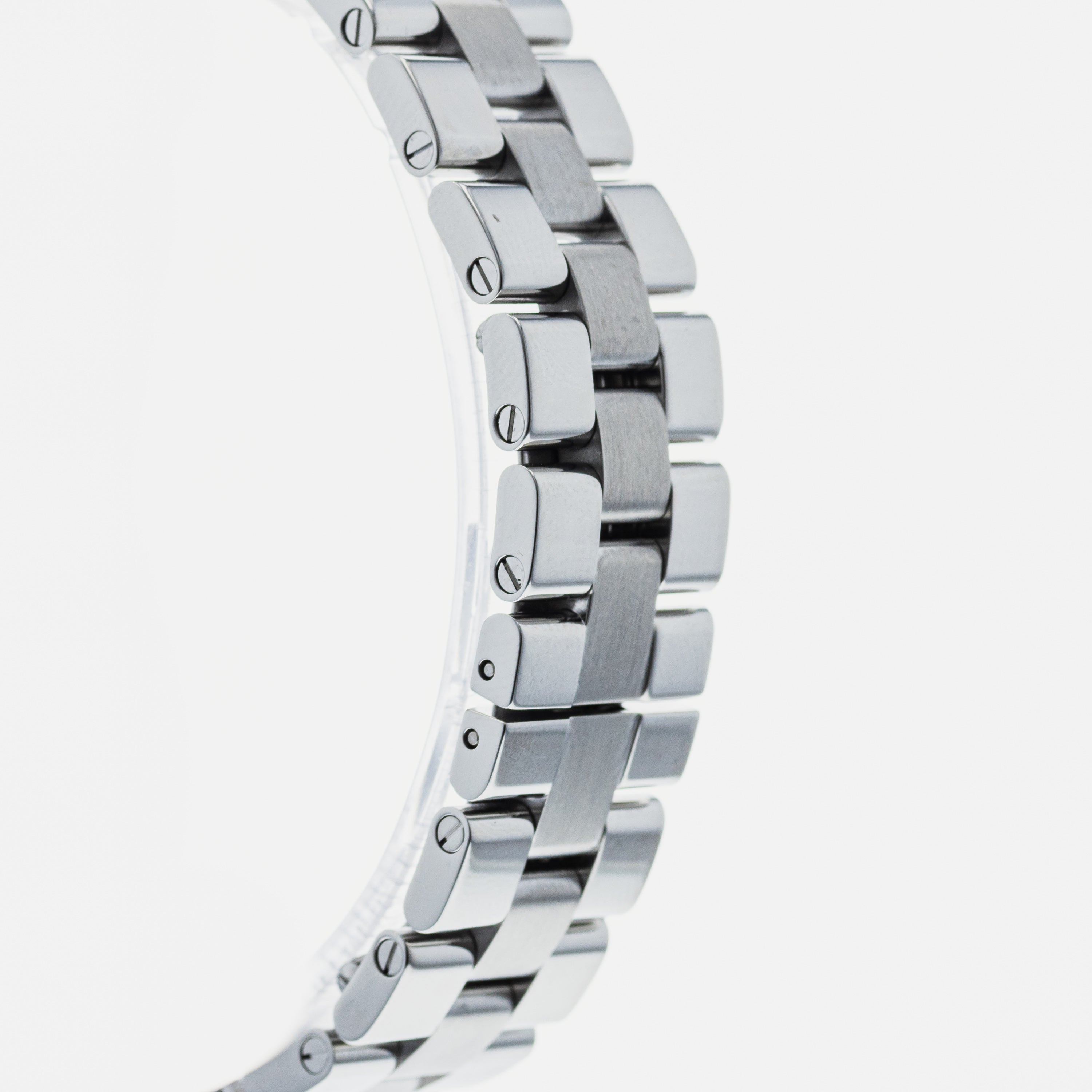 Cartier Roadster Small W62017V3 – HODINKEE Shop