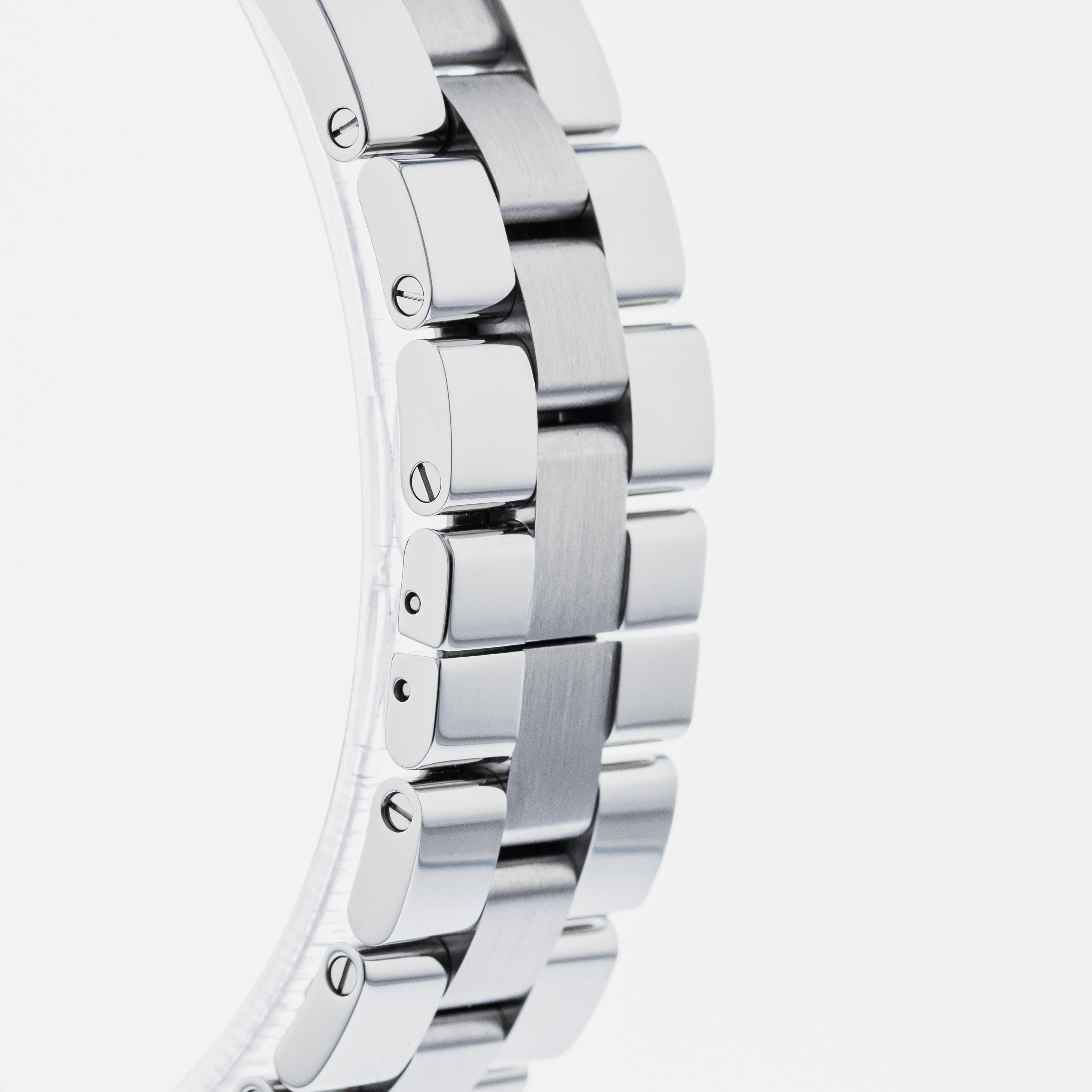 Cartier Roadster W62025V3 – HODINKEE Shop