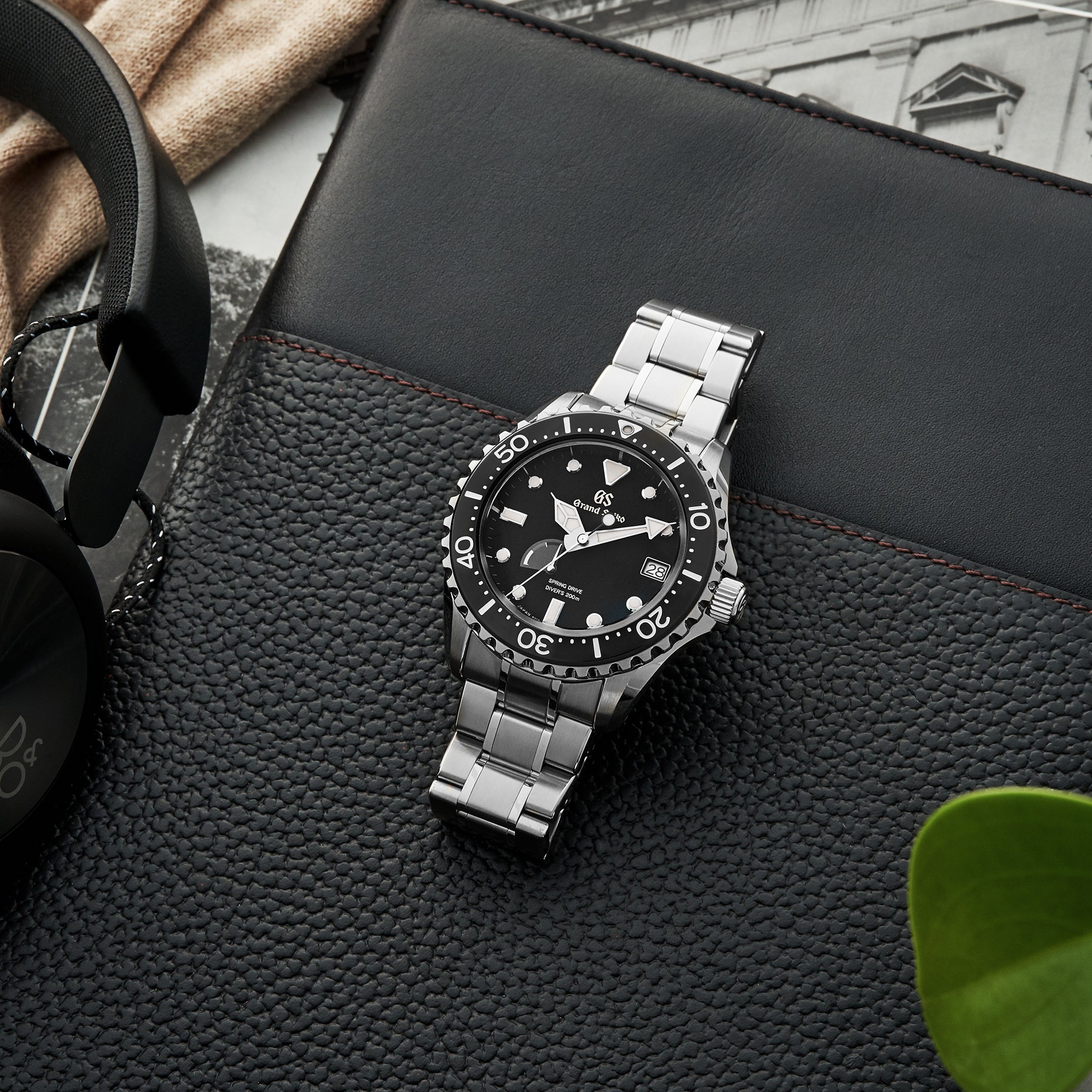 grand seiko spring drive diver sbga229