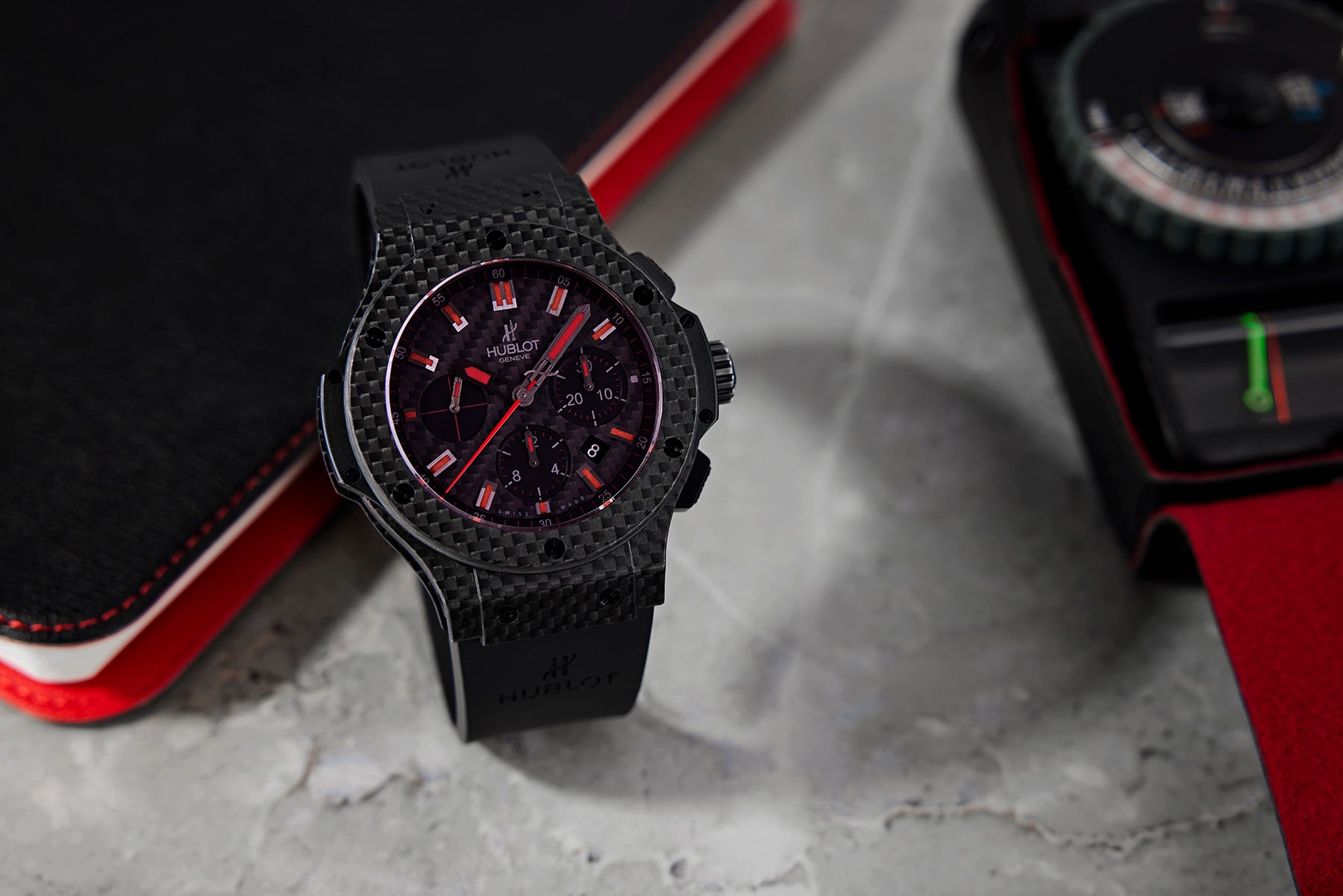 Hublot Big Bang Red Magic Carbon Chronograph 301.QX.1734.RX