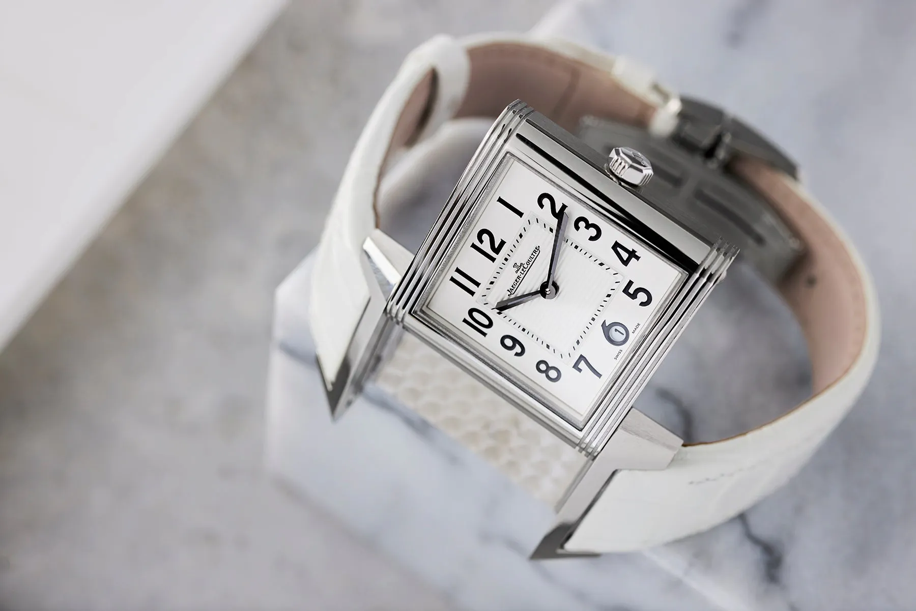 Jaeger-LeCoultre Reverso Squadra Q7048420 – HODINKEE Shop