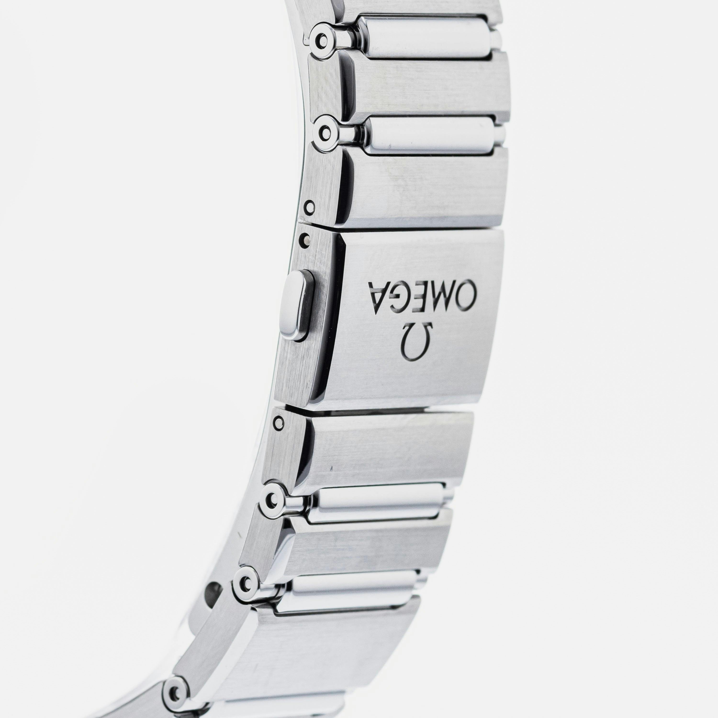 OMEGA Constellation Co-Axial Master Chronometer