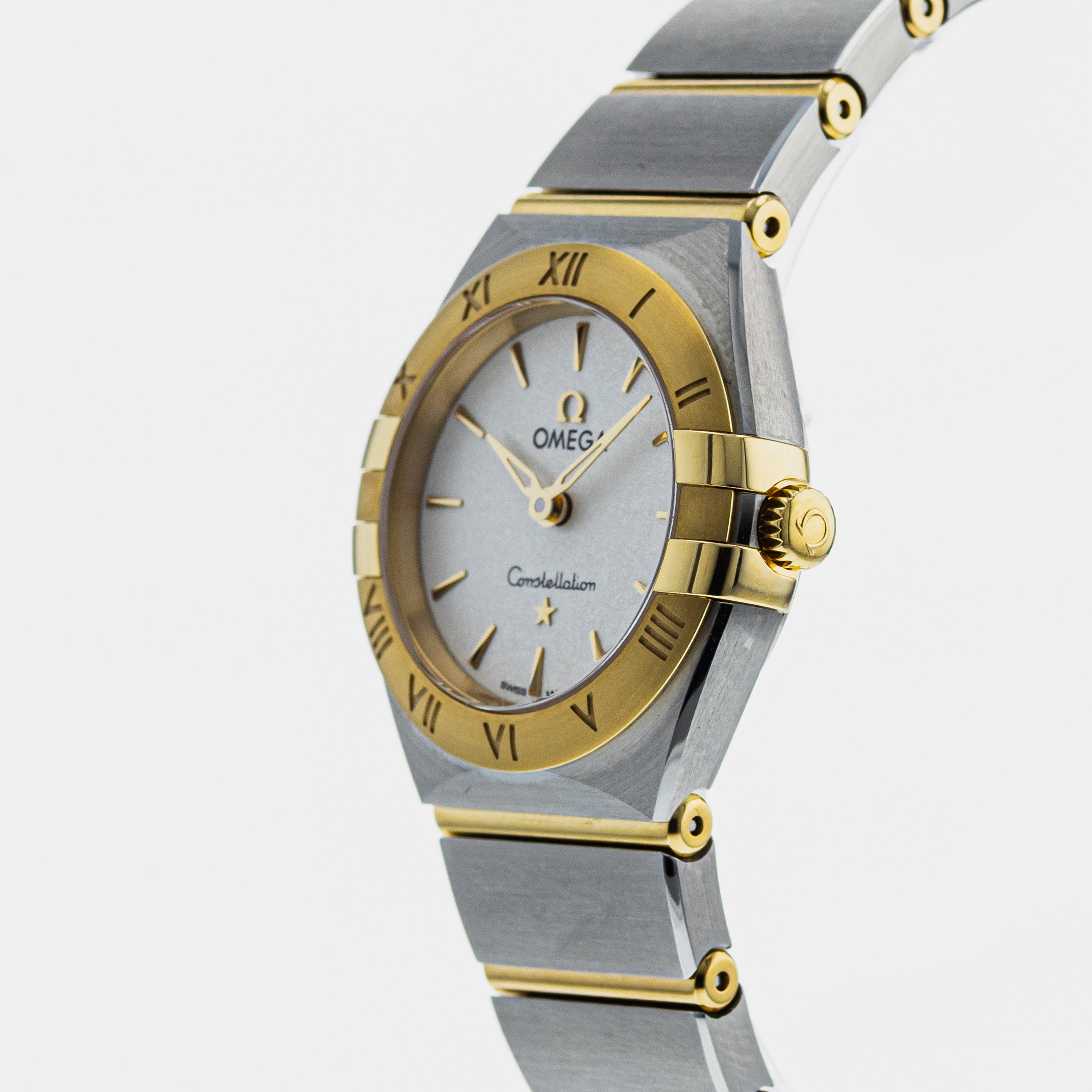 OMEGA Constellation Manhattan