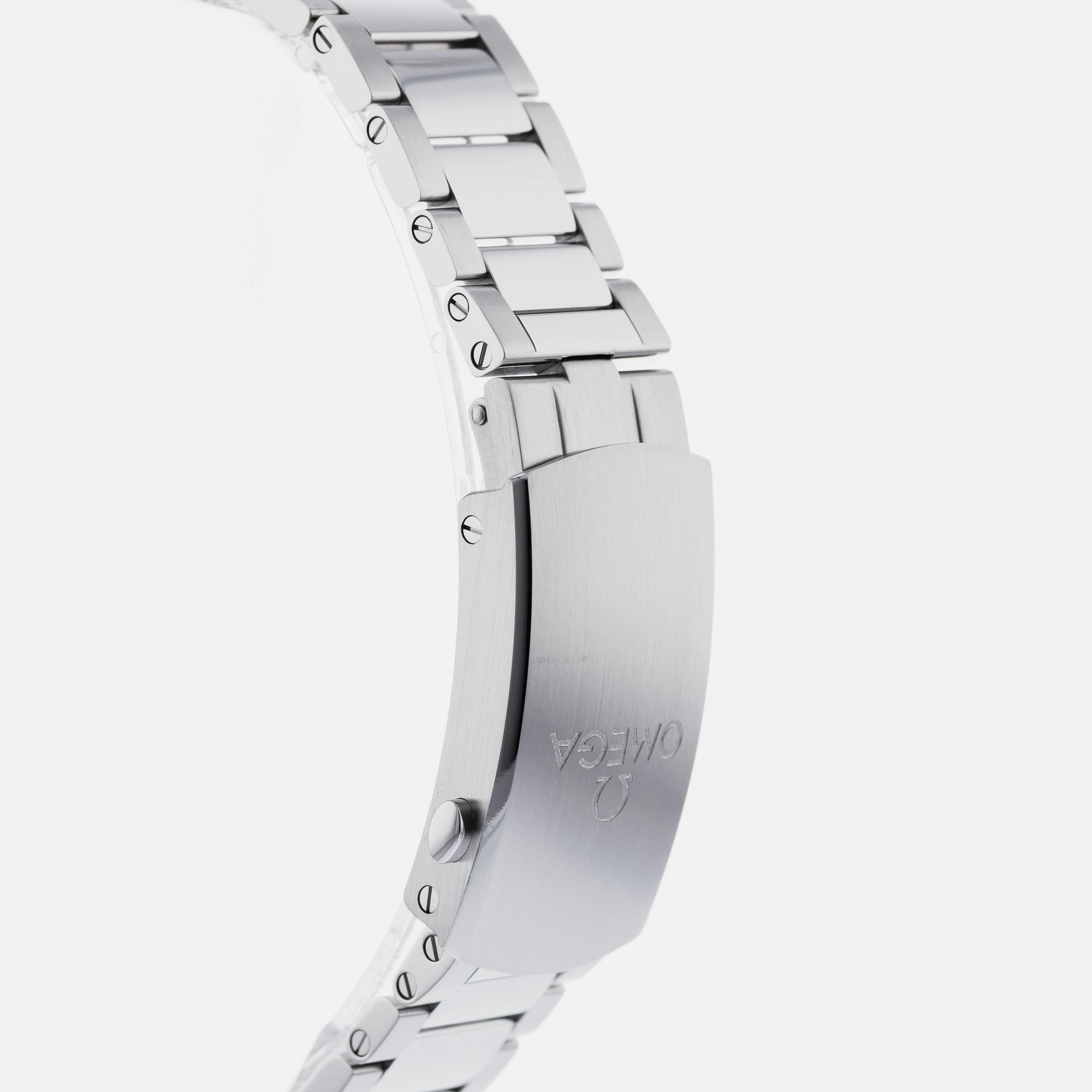 OMEGA Seamaster 300 Master Co-Axial 233.30.41.21.01.001 – HODINKEE