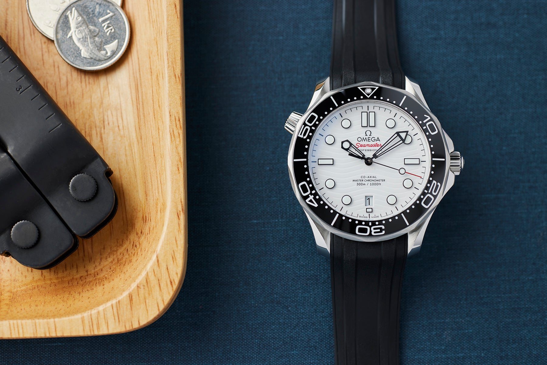 OMEGA Seamaster 300M Co-Axial Master Chronometer 210.32.42.20