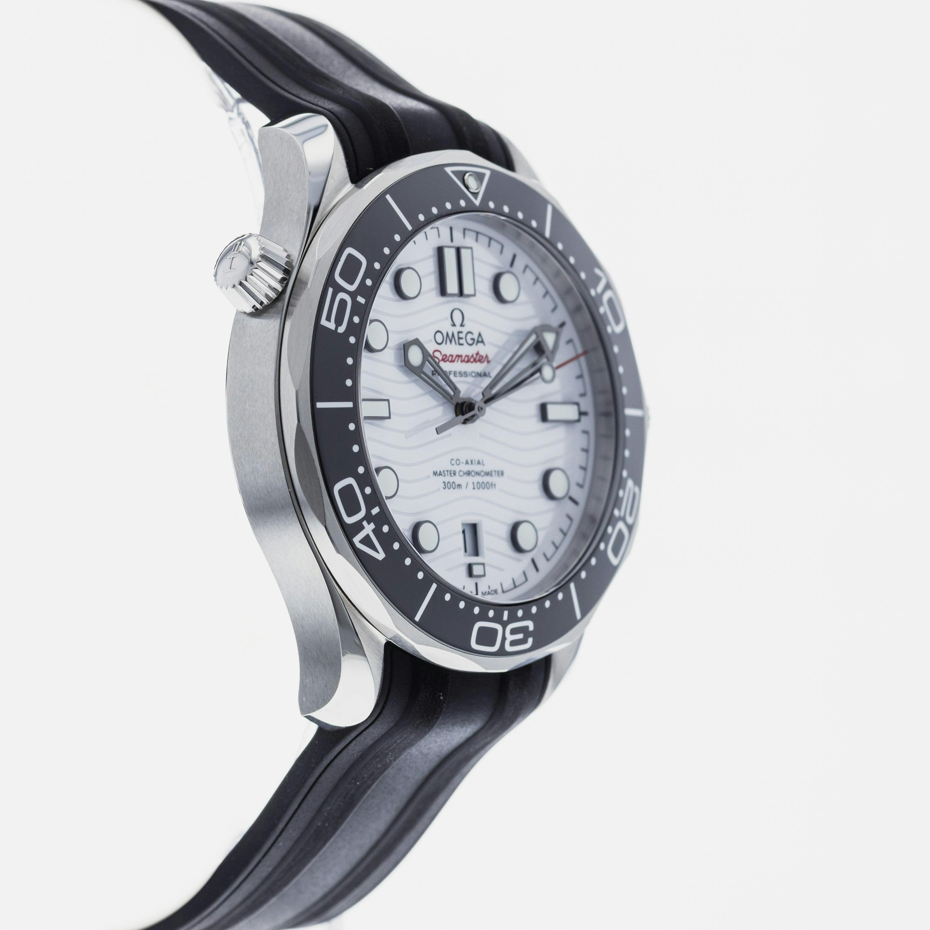 OMEGA Seamaster 300M Co-Axial Master Chronometer 210.32.42.20