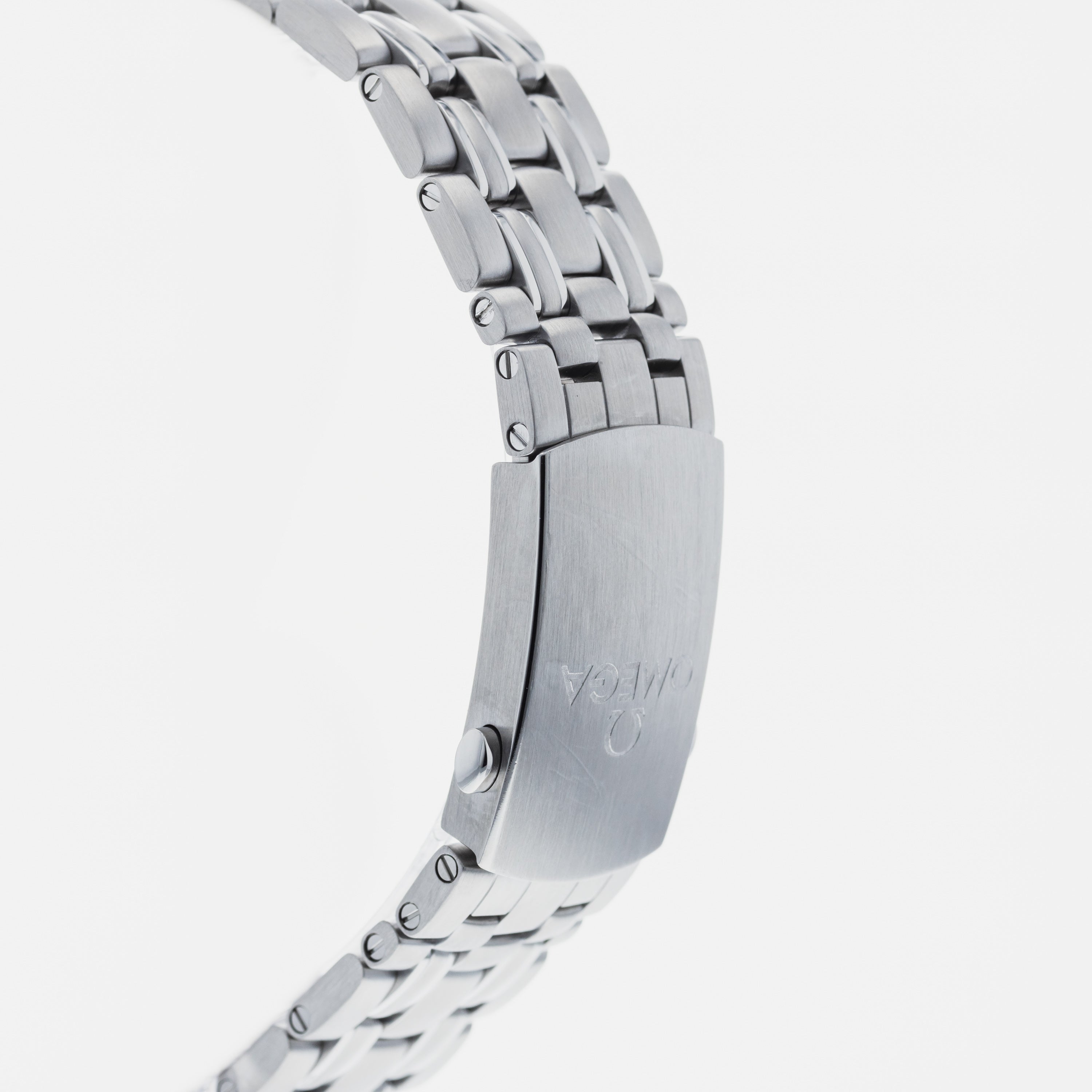 OMEGA Seamaster 300M Co-Axial 212.30.41.20.01.003 – HODINKEE