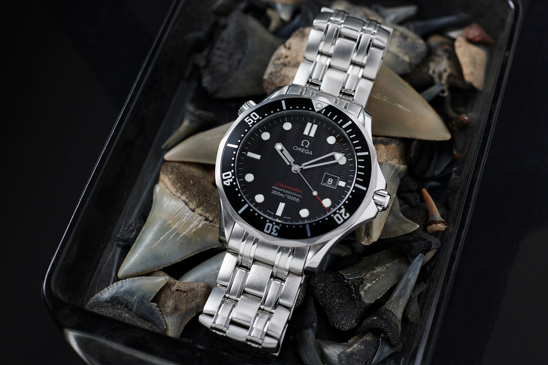 売れ筋がひ贈り物！ 212.30.41.61.01.001 300M Seamaster OMEGA – Shop HODINKEE 300M