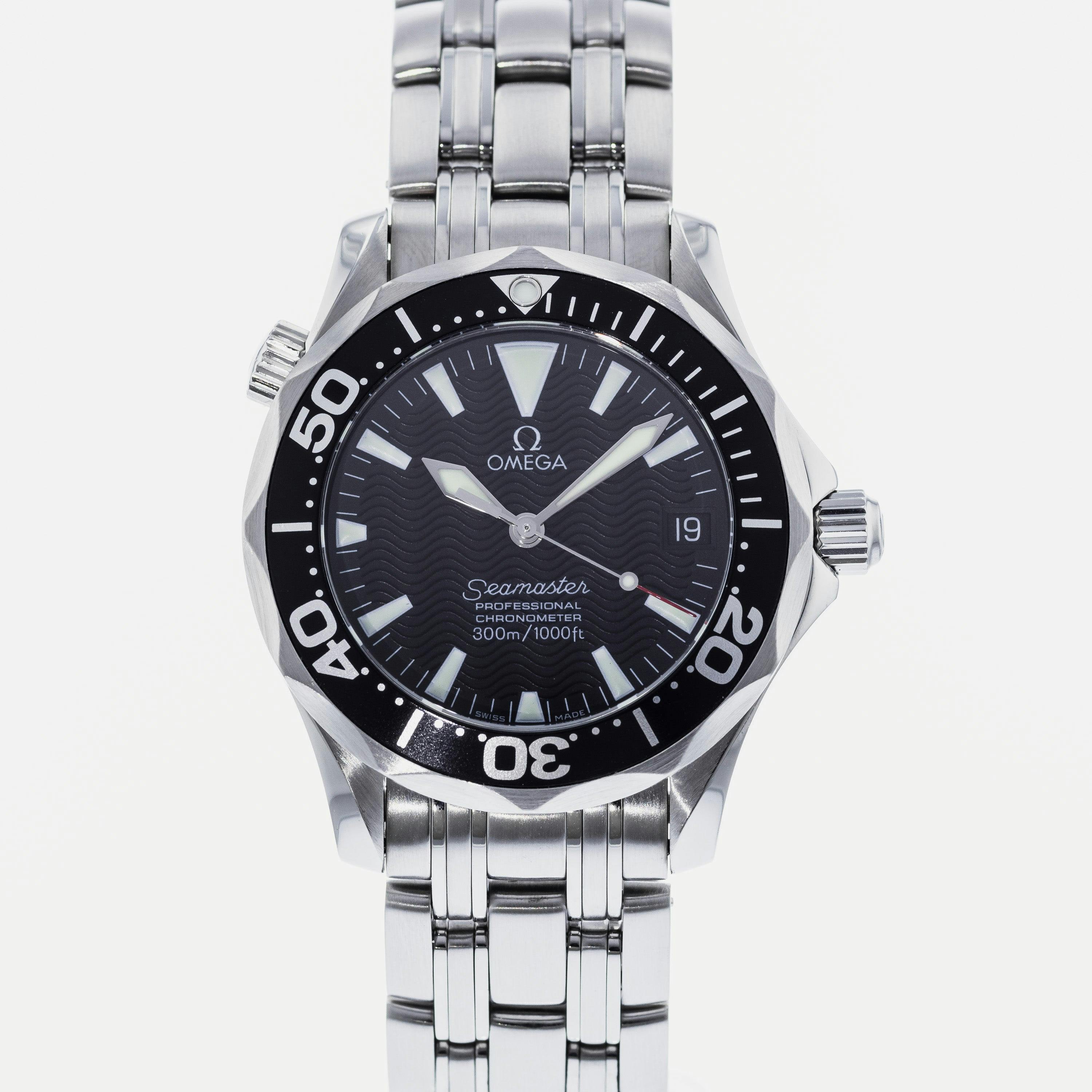OMEGA Seamaster 300M Midsize Chronometer 2252.50.00 – HODINKEE Shop