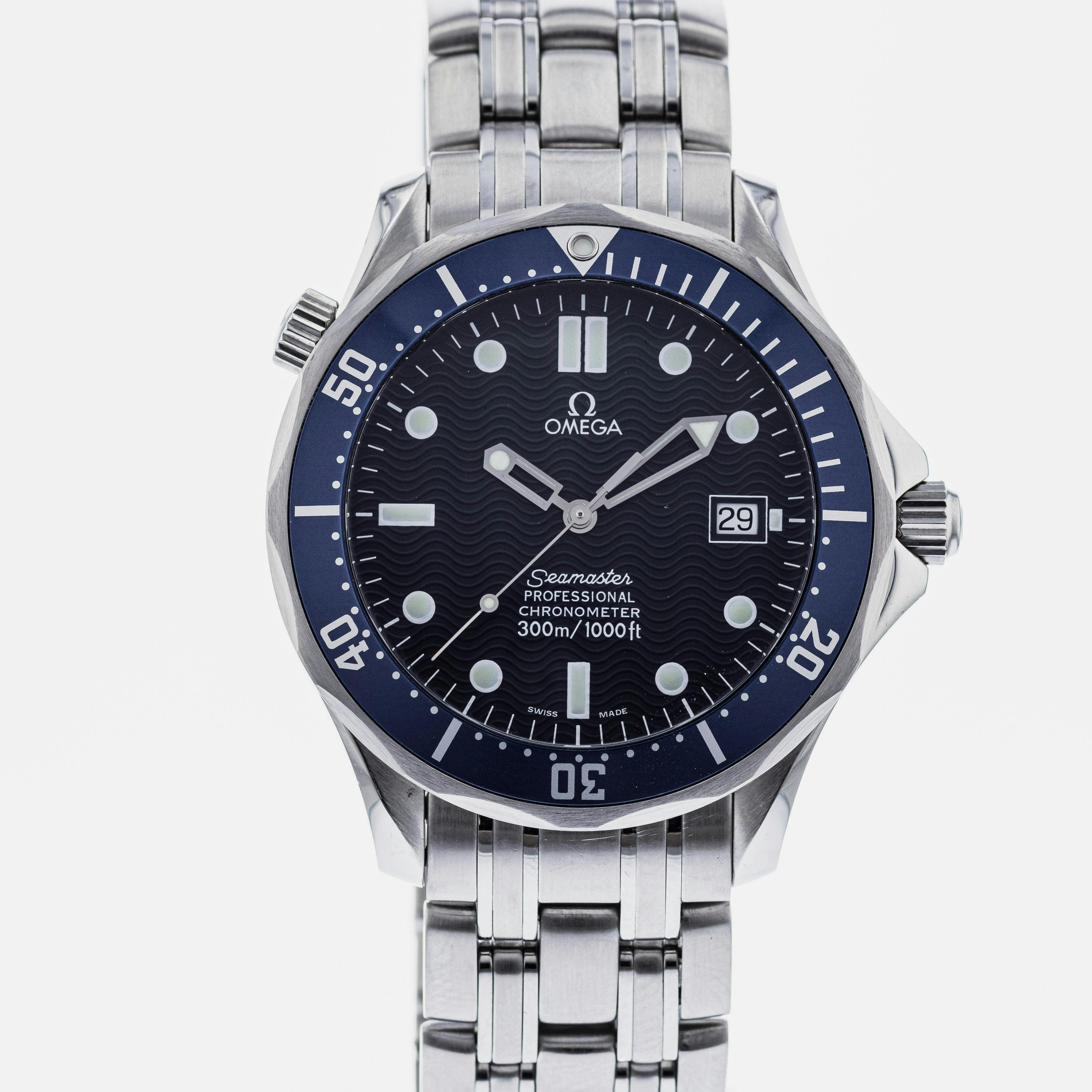 OMEGA Seamaster 300M James Bond 2531.80.00 – HODINKEE Shop