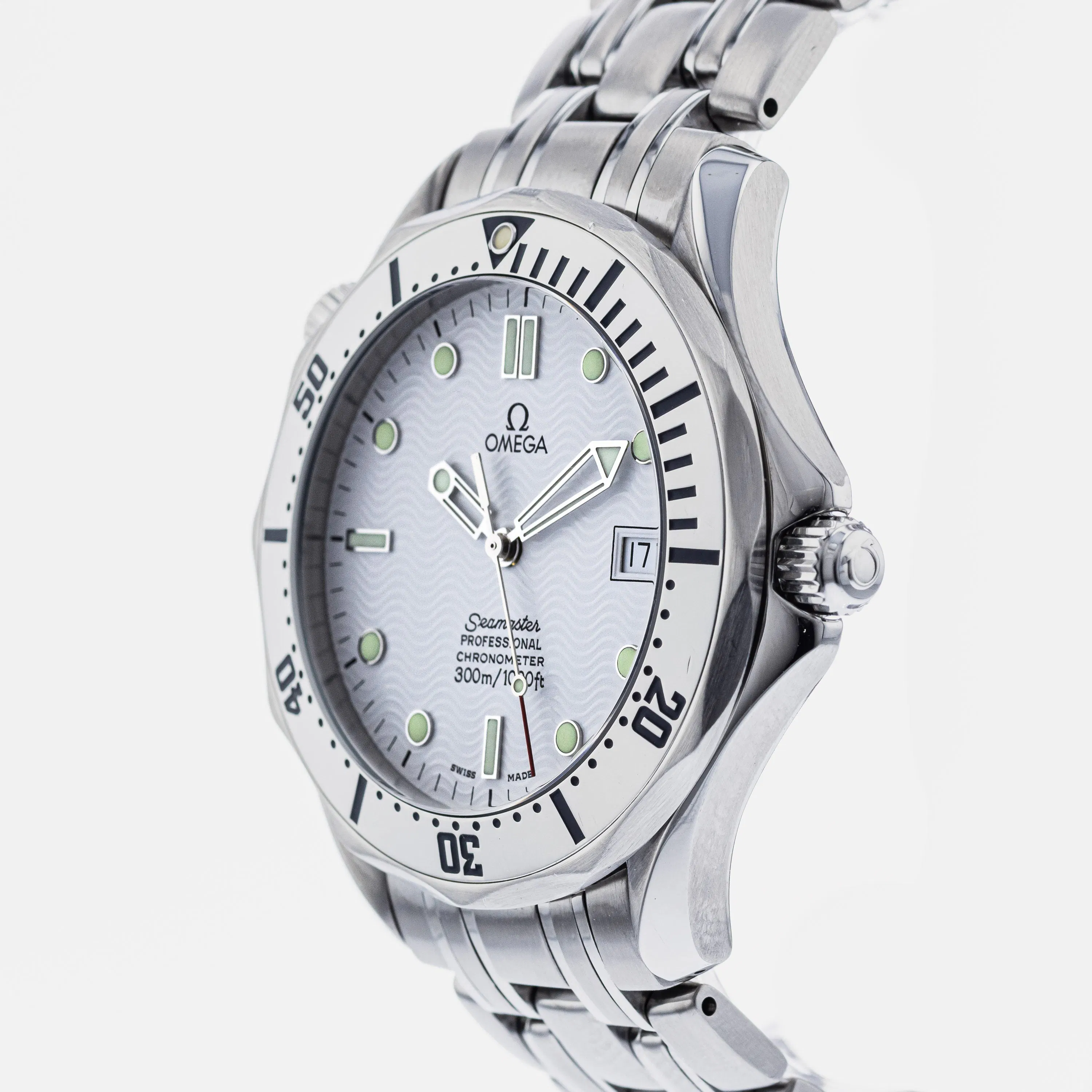 OMEGA Seamaster 300M Chronometer 2532.20.00 – HODINKEE Shop