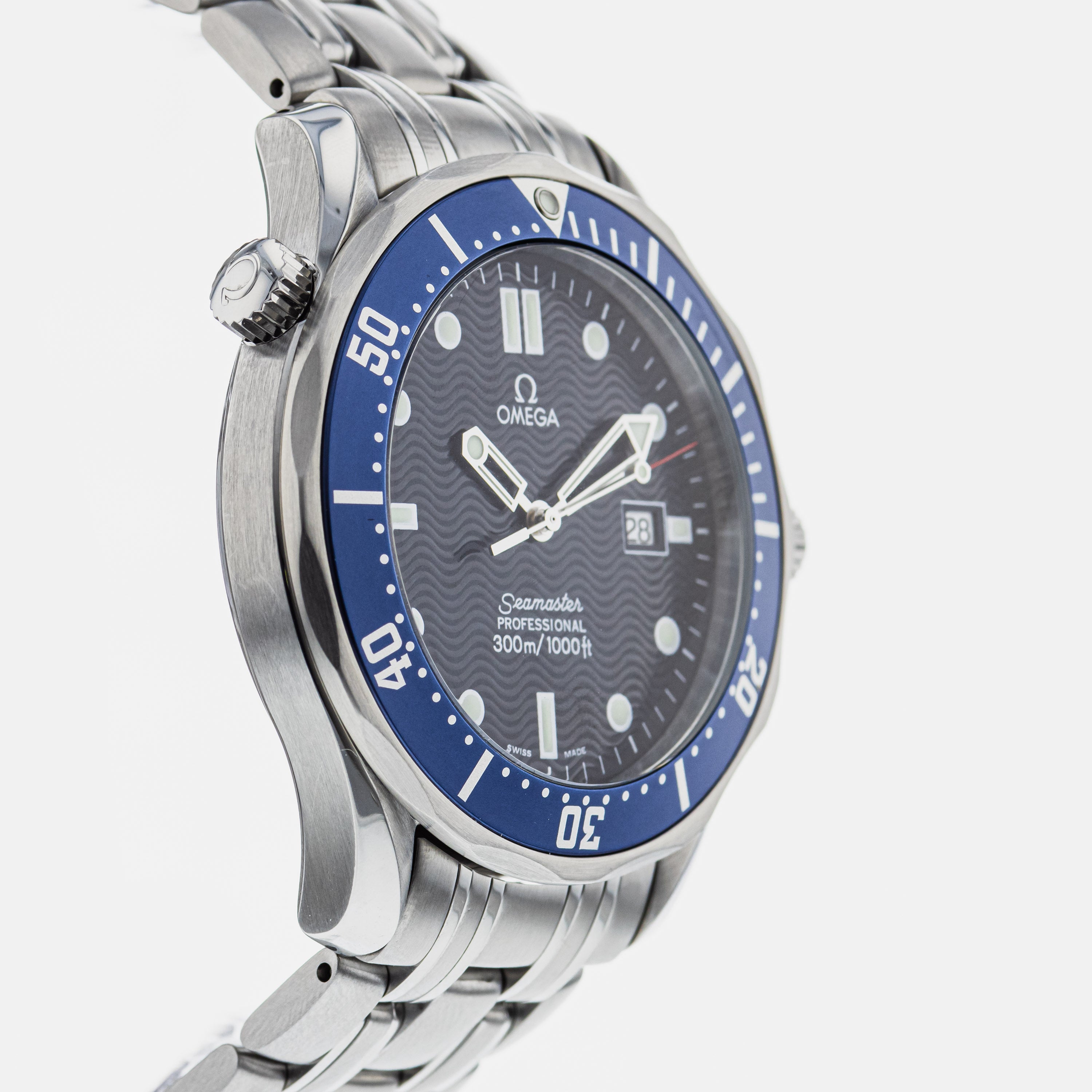 OMEGA Seamaster 300M James Bond 2541.80.00 – HODINKEE Shop OMEGA Seamaster 300M James Bond 2541.80.00 – HODINKEE Shop