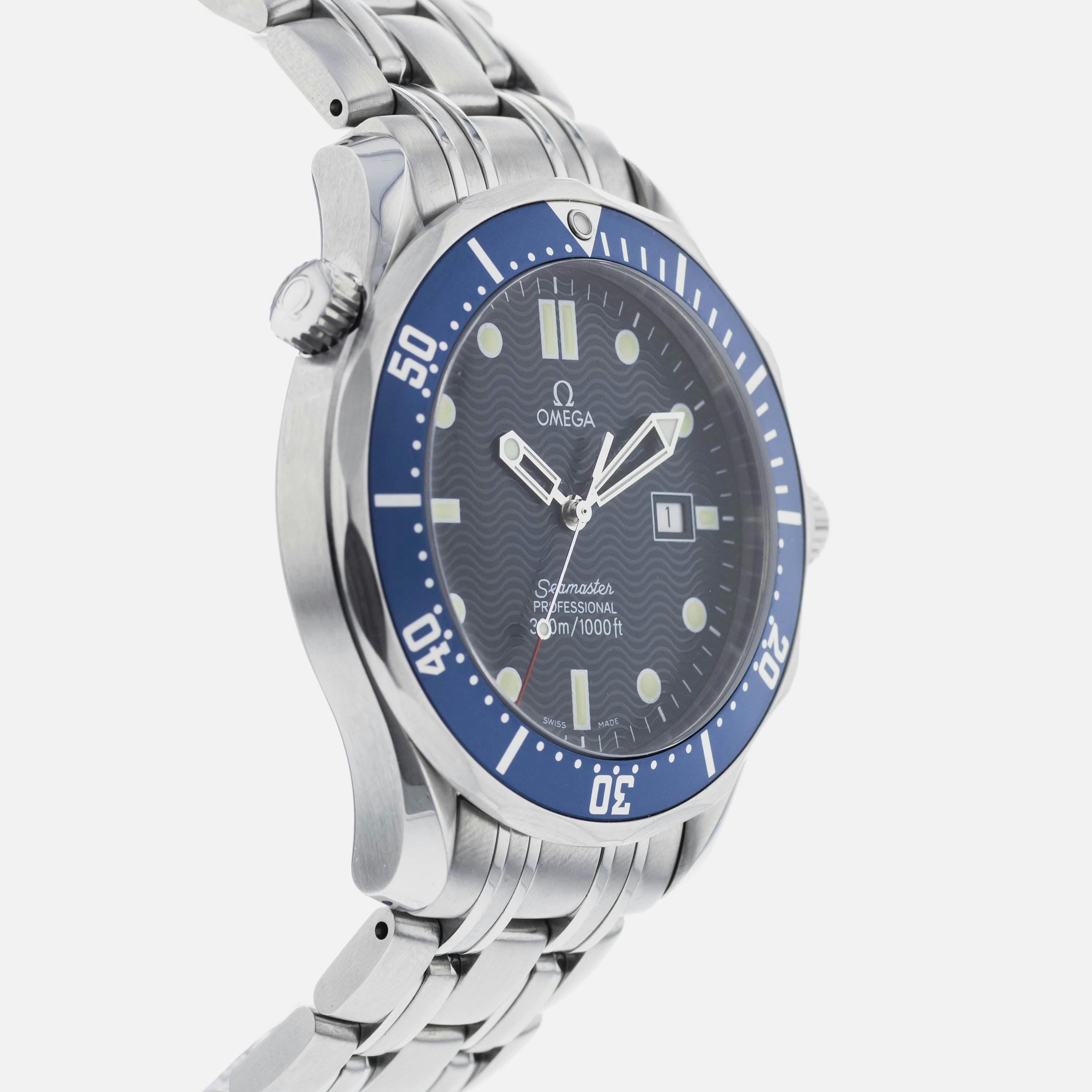 OMEGA Seamaster 300M James Bond 2541.80.00 – HODINKEE Shop