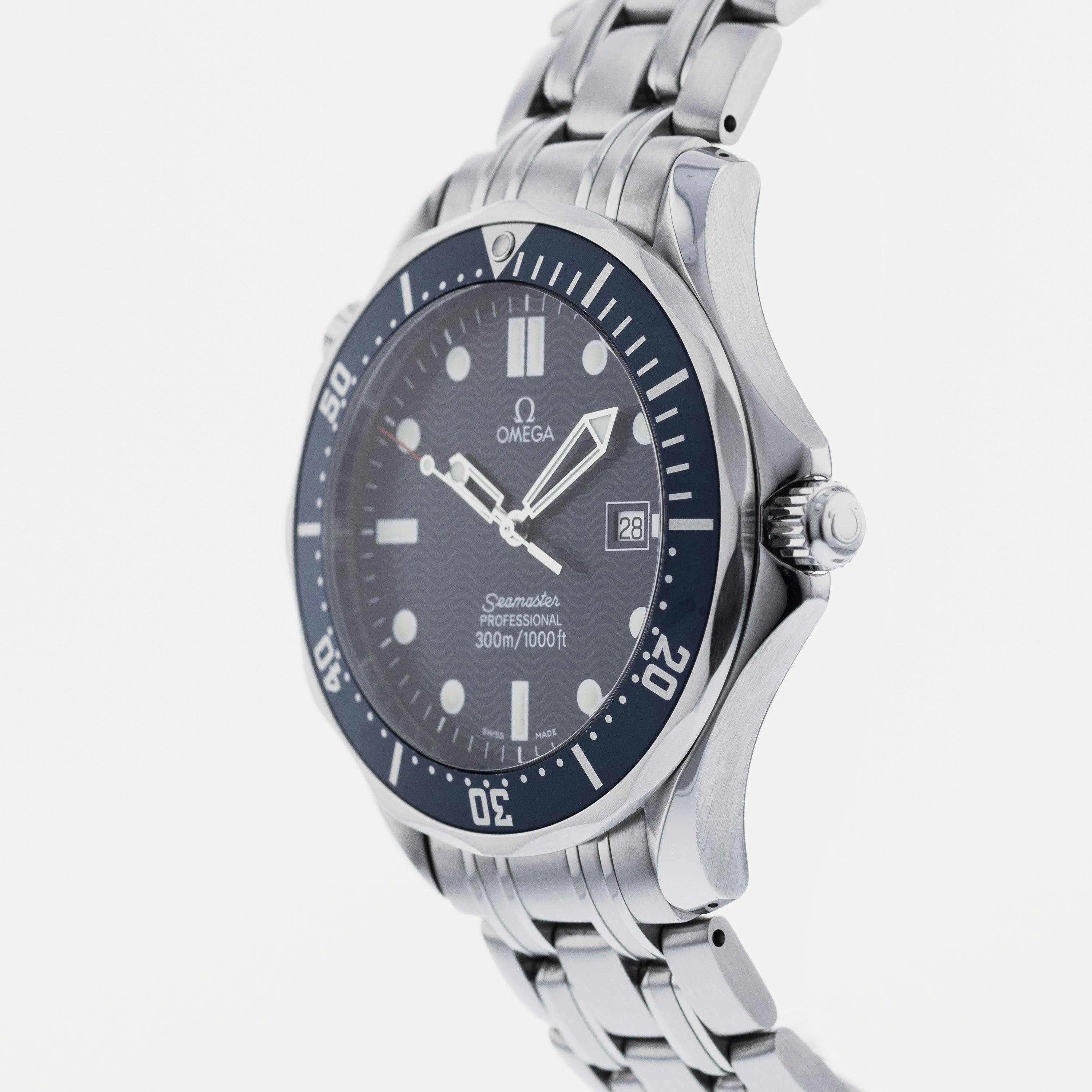 OMEGA Seamaster 300M James Bond 2541.80.00 – HODINKEE Shop