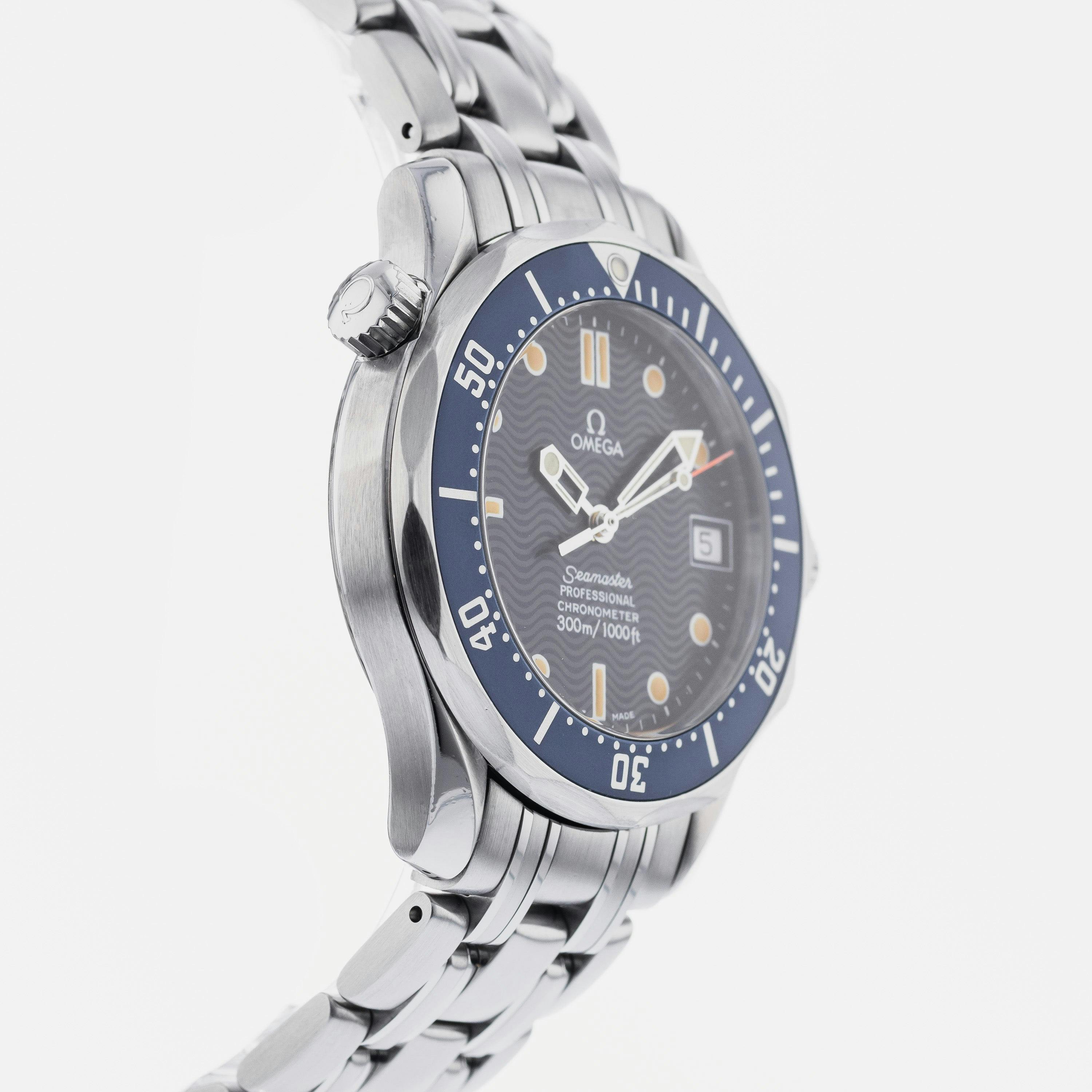OMEGA Seamaster 300M Midsize 2551.80.00 – HODINKEE Shop