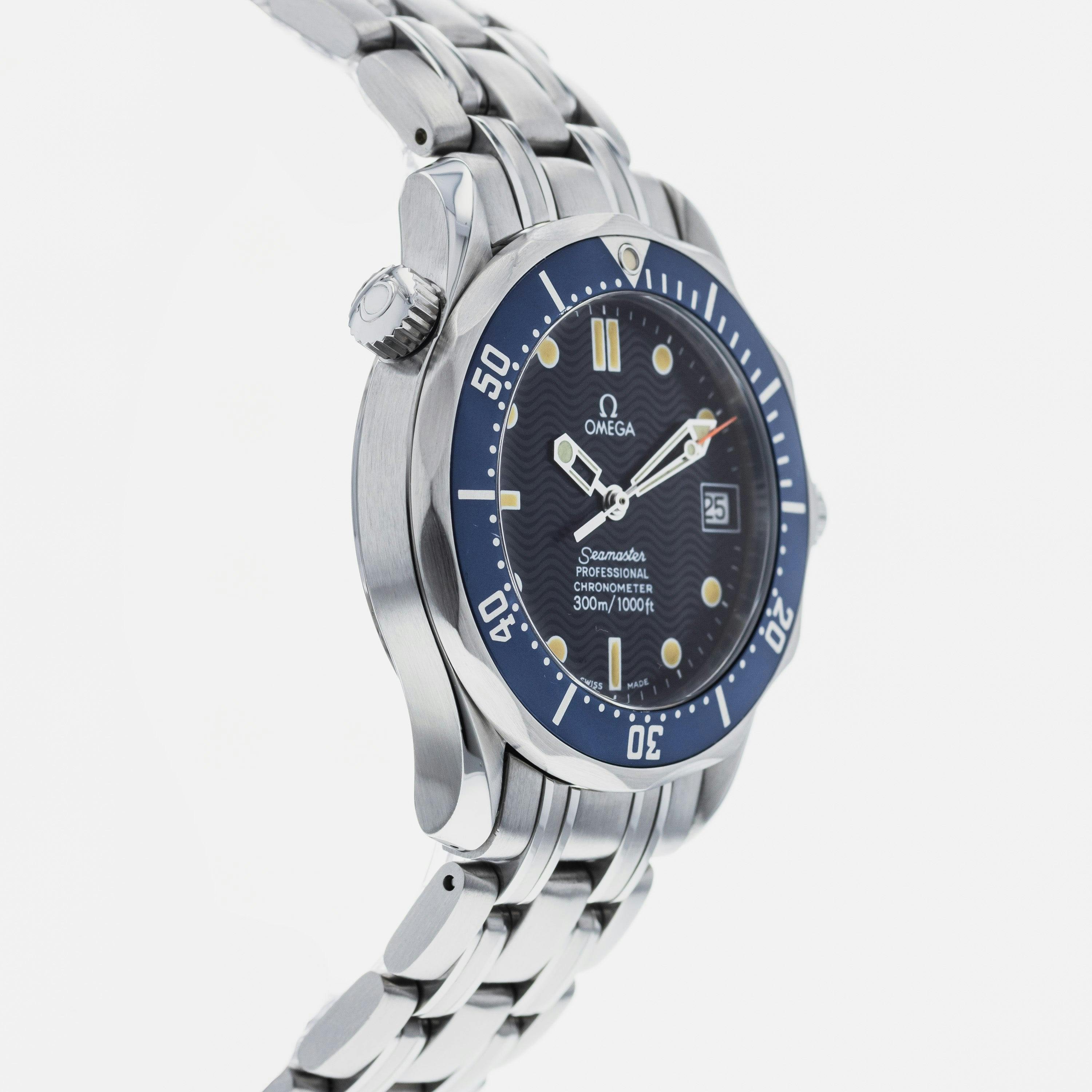 OMEGA Seamaster 300M Midsize 2551.80.00 – HODINKEE Shop