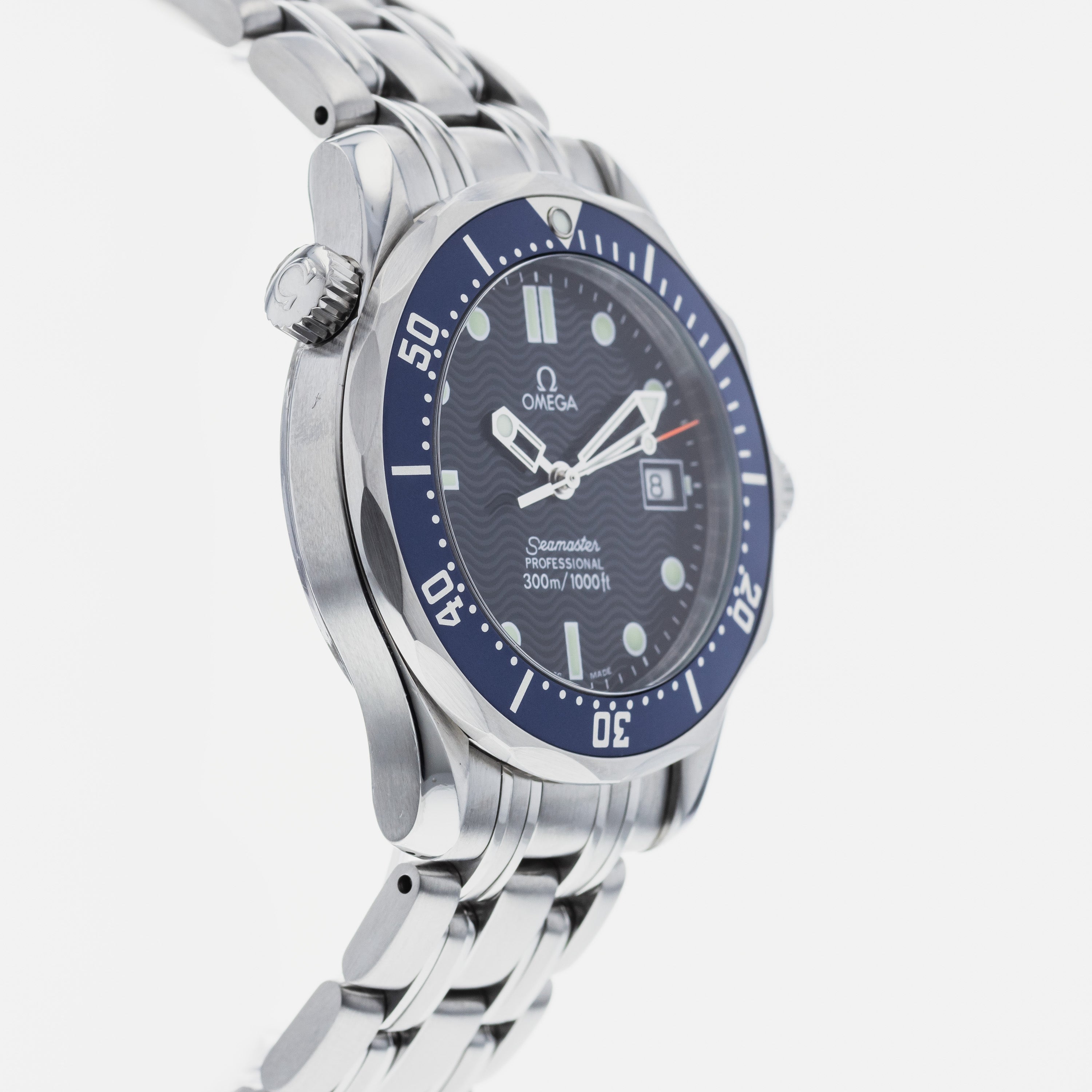 OMEGA 時計　まとめ OMEGA Seamaster 300M Midsize 2561.80.00 – HODINKEE Shop