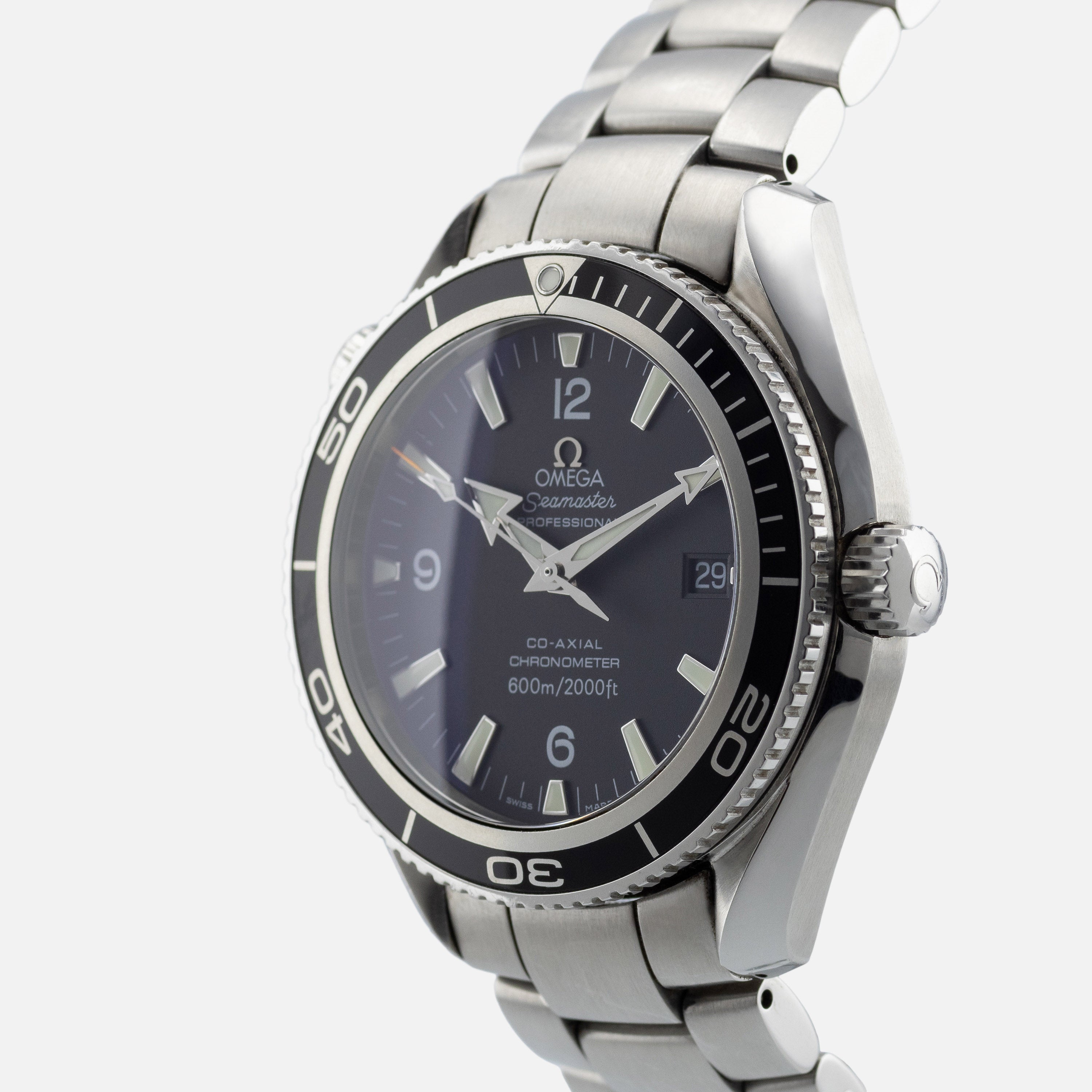 OMEGA Seamaster Planet Ocean 600M 2201.50.00 – HODINKEE Shop