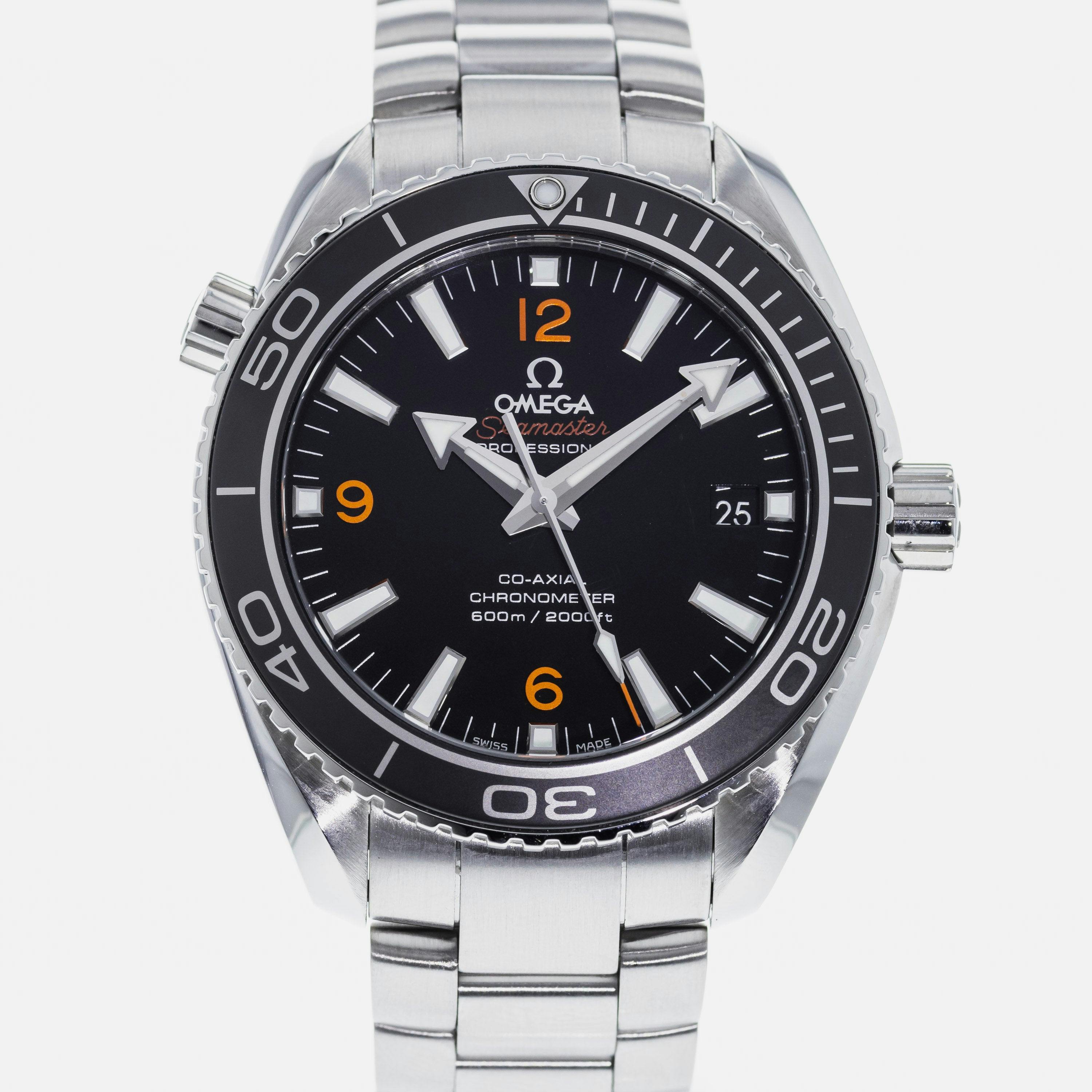 OMEGA 時計 1969 Omega Dynamic Date Grey Bullseye Dial Meister Automatic 41mm