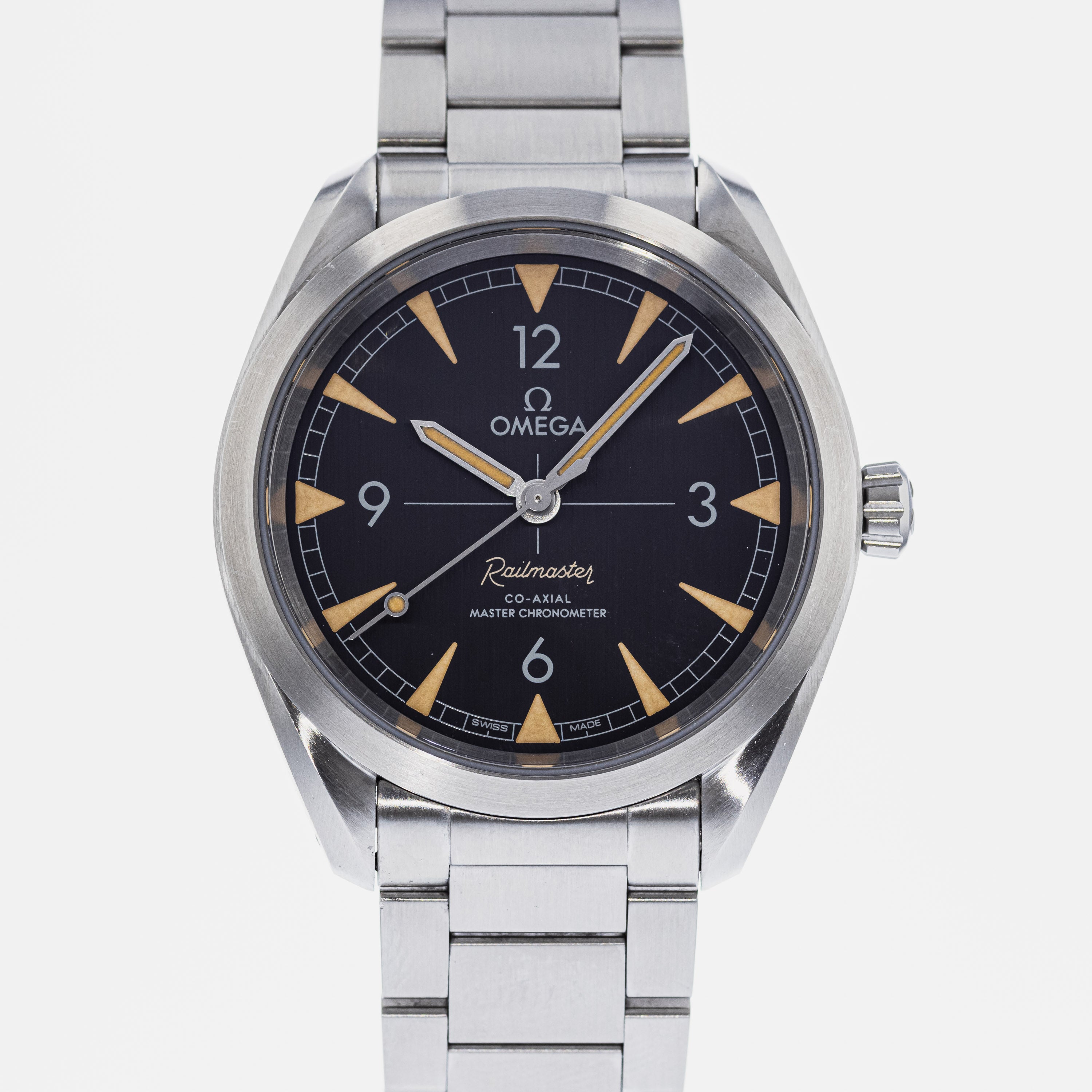 OMEGA Seamaster Railmaster Co Axial Master Chronometer 220.12.40.20.01.001