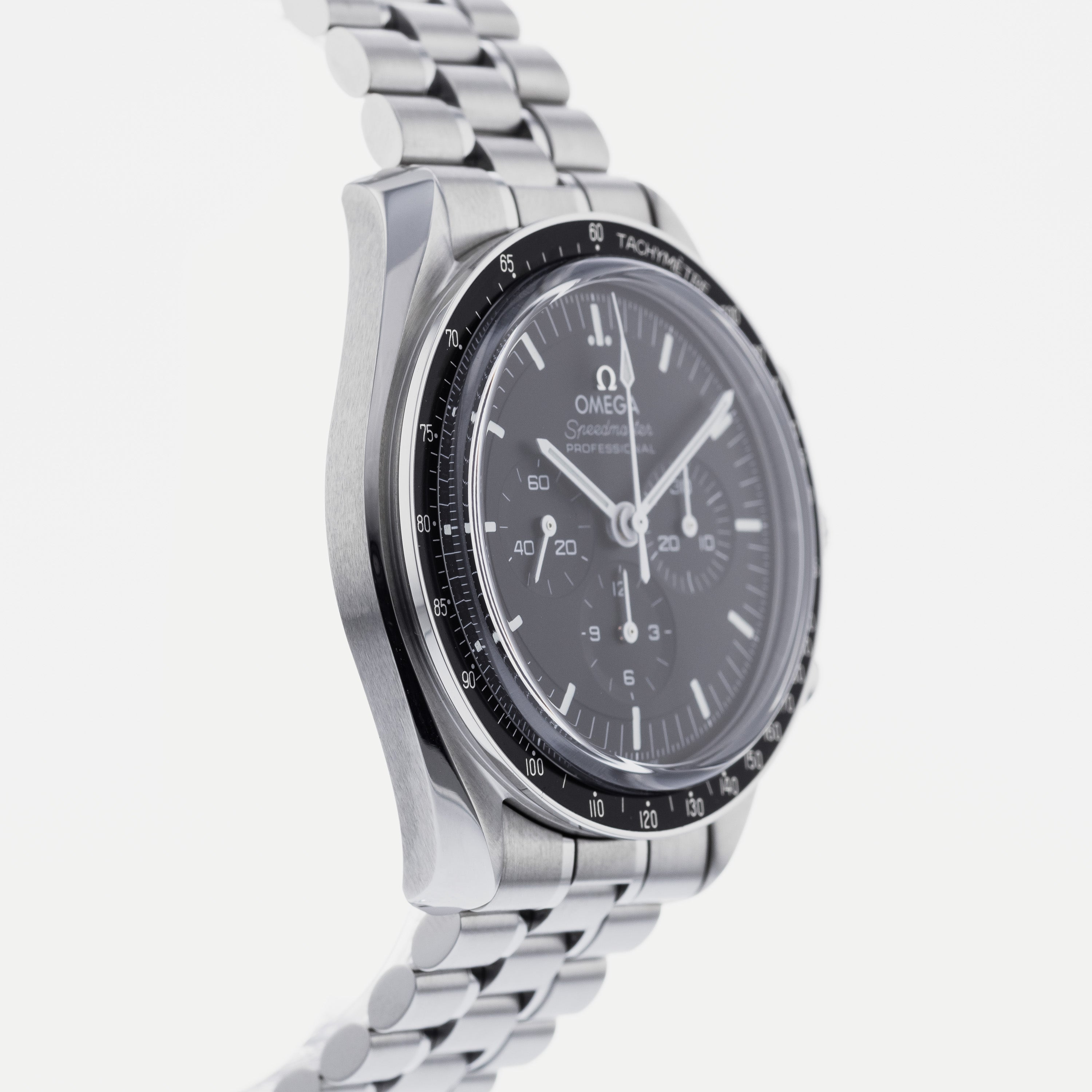 OMEGA Speedmaster Moonwatch バイオセラミック 大注目のオメガ×スウォッチの新色は“2年半に一度の満月”に