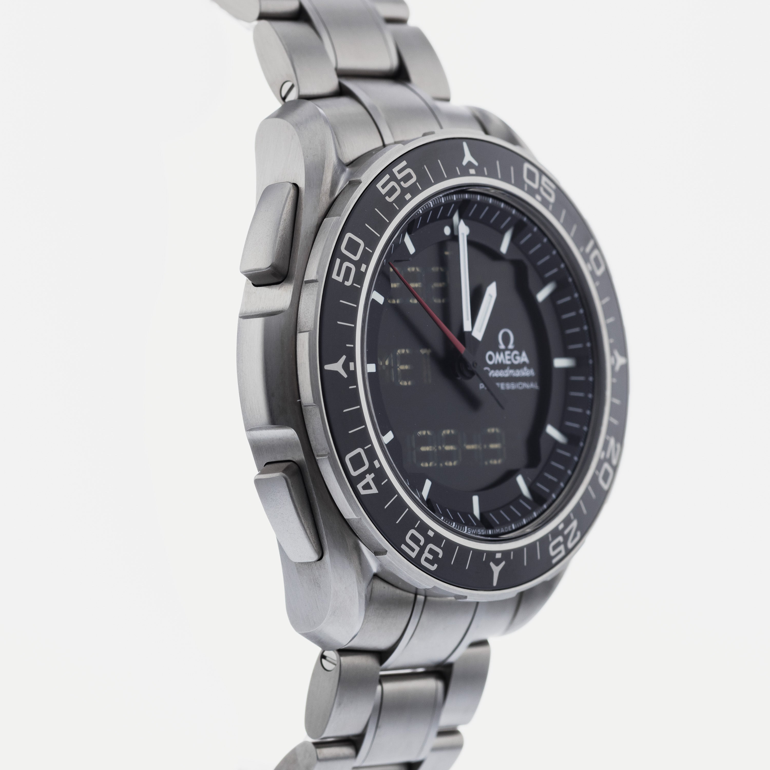 OMEGA Speedmaster Skywalker X 33 Chronograph 318.90.45.79.01.001