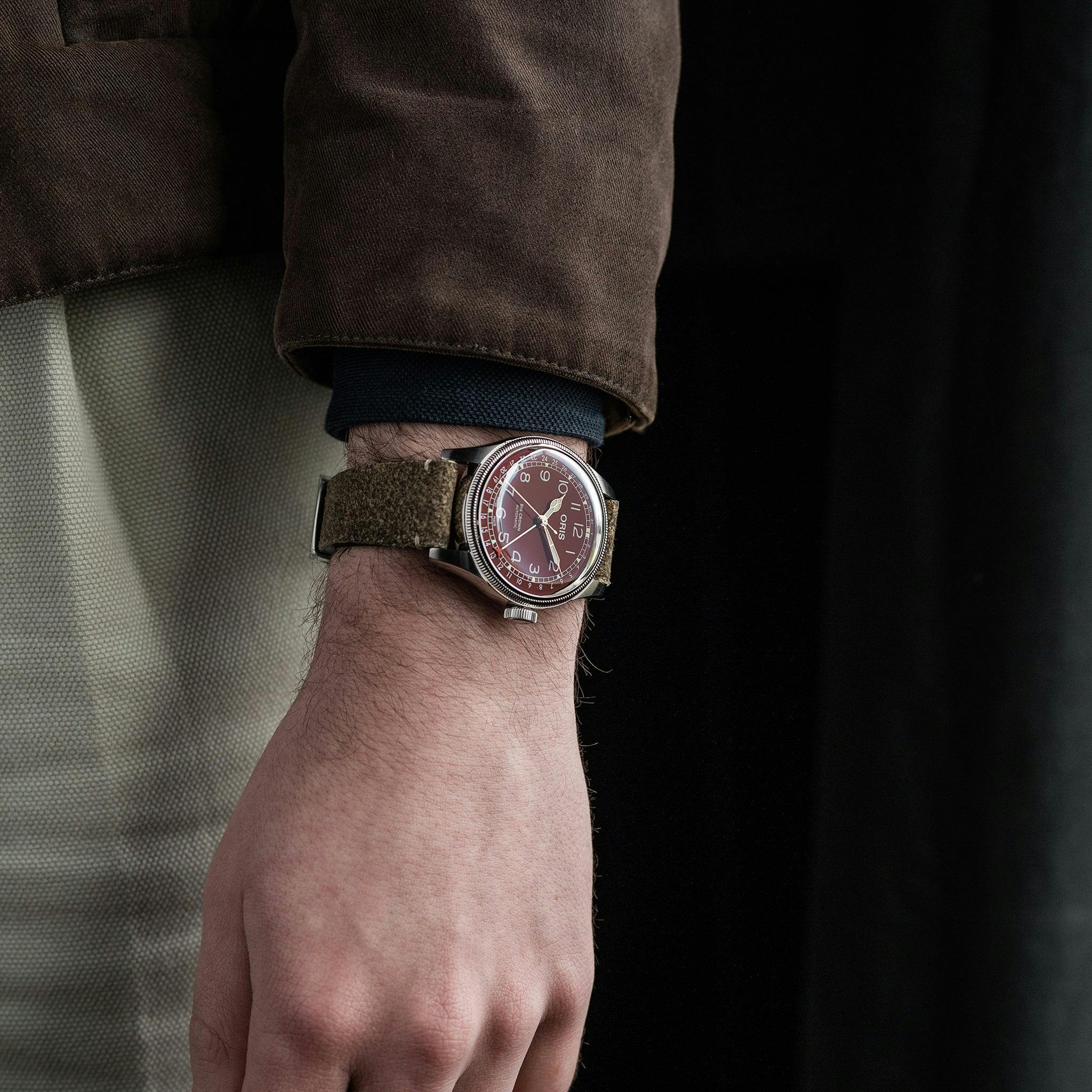 oris big crown pointer red dial