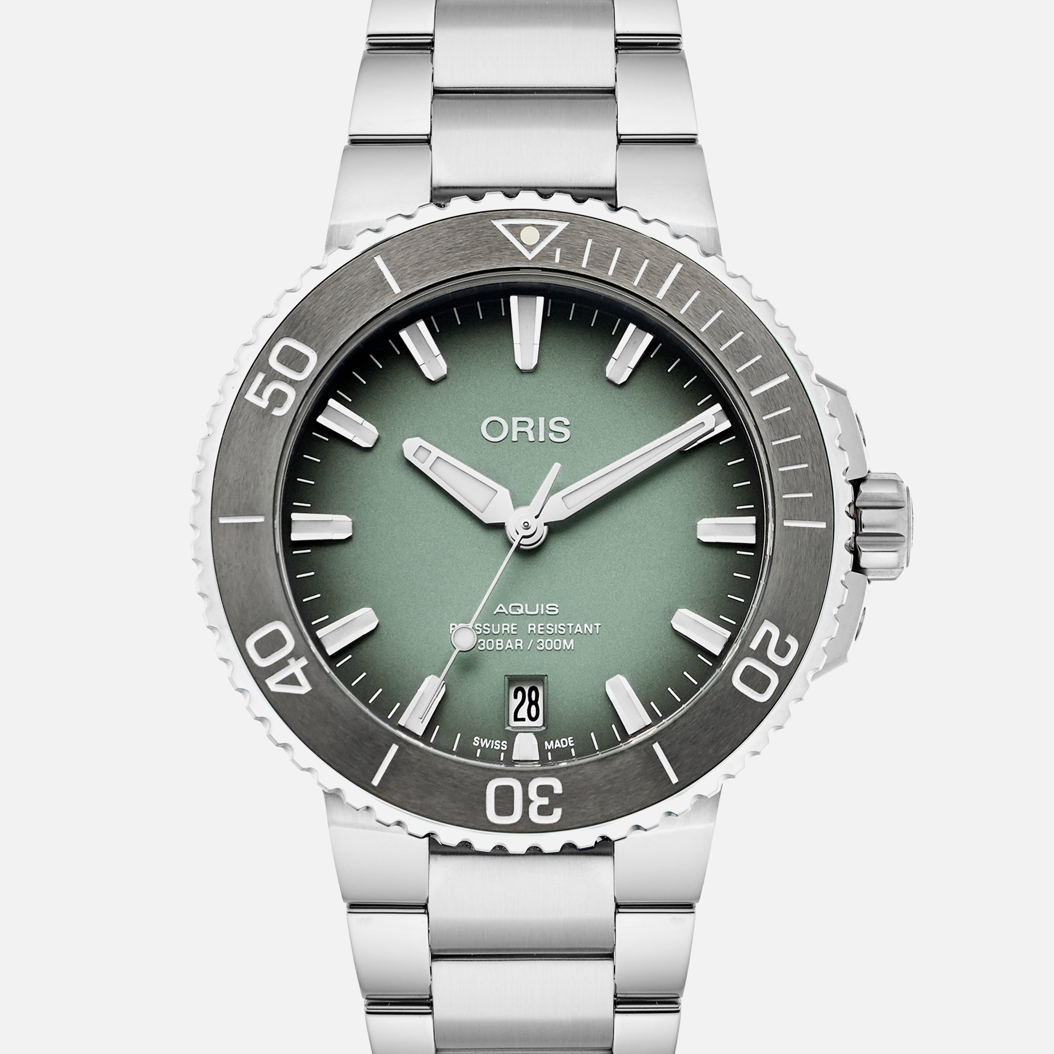 oris aquis 39.5 mm green