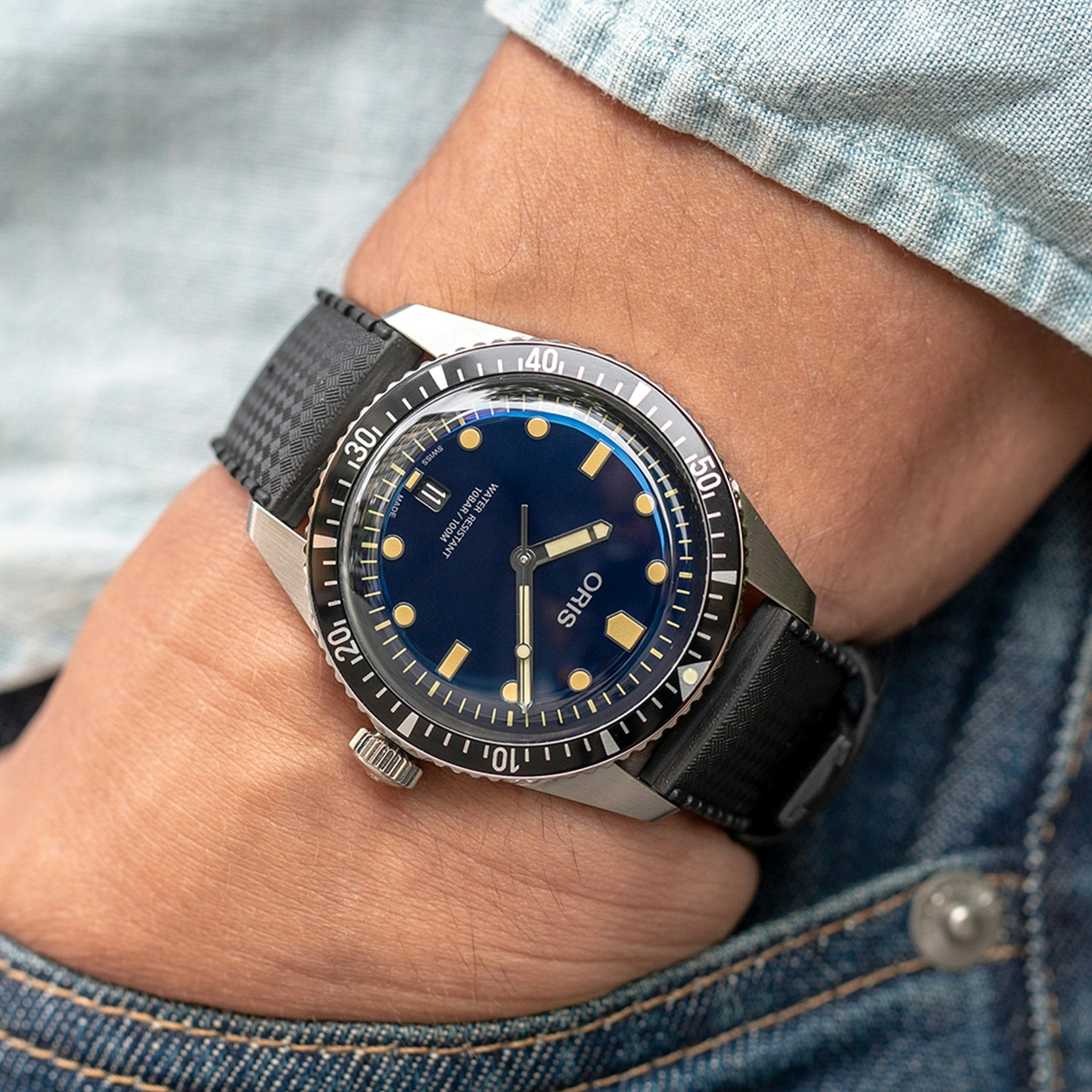 Oris Divers Sixty Five 40mm Blue Dial Watch Hodinkee Shop