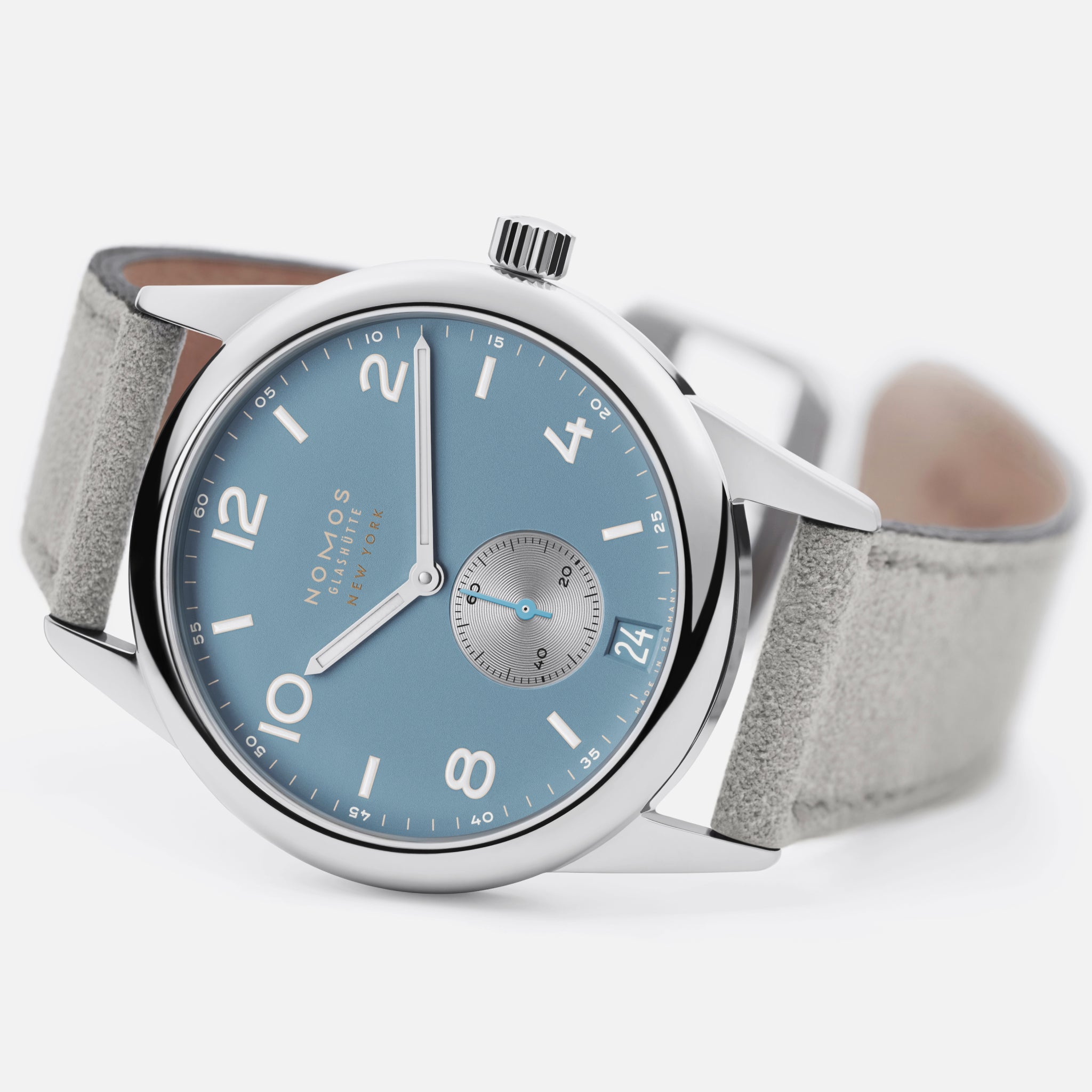 NOMOS Glashütte Club Date 38 Limited Edition For Hodinkee 'Pacific'