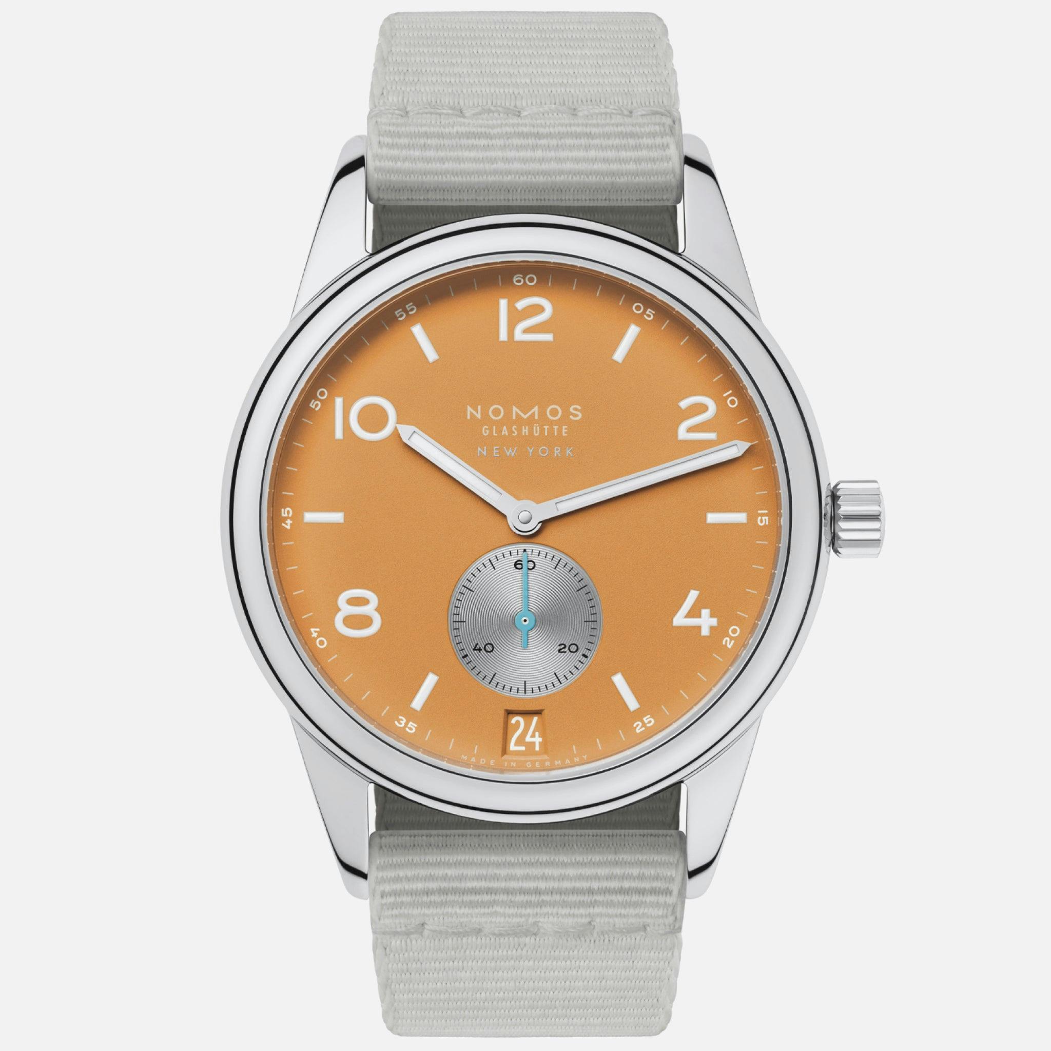 Club Date 38 Limited Edition For Hodinkee 'Sienna' – HODINKEE Shop