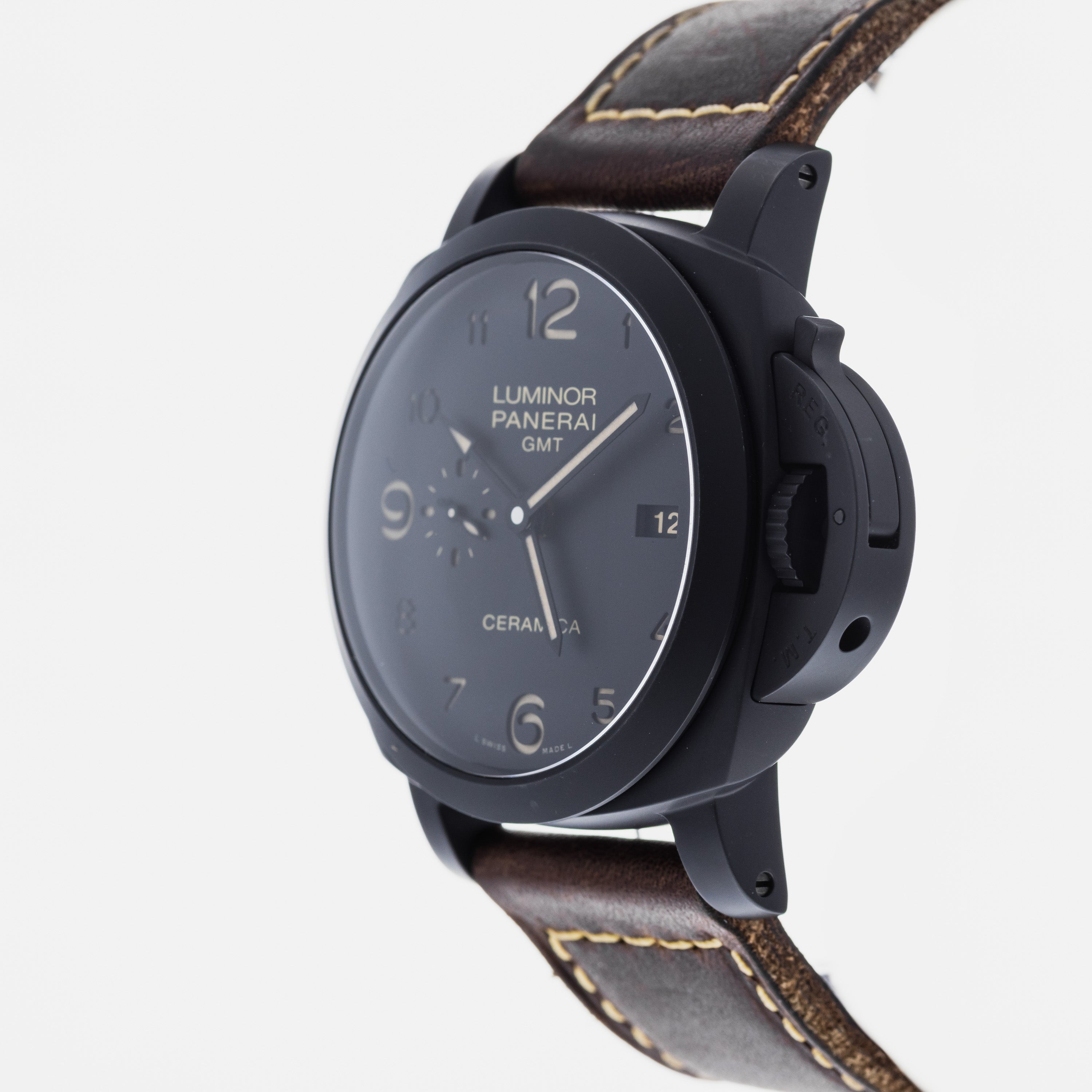 Panerai Luminor 1950 3 Days GMT Ceramica PAM 441 – HODINKEE Shop