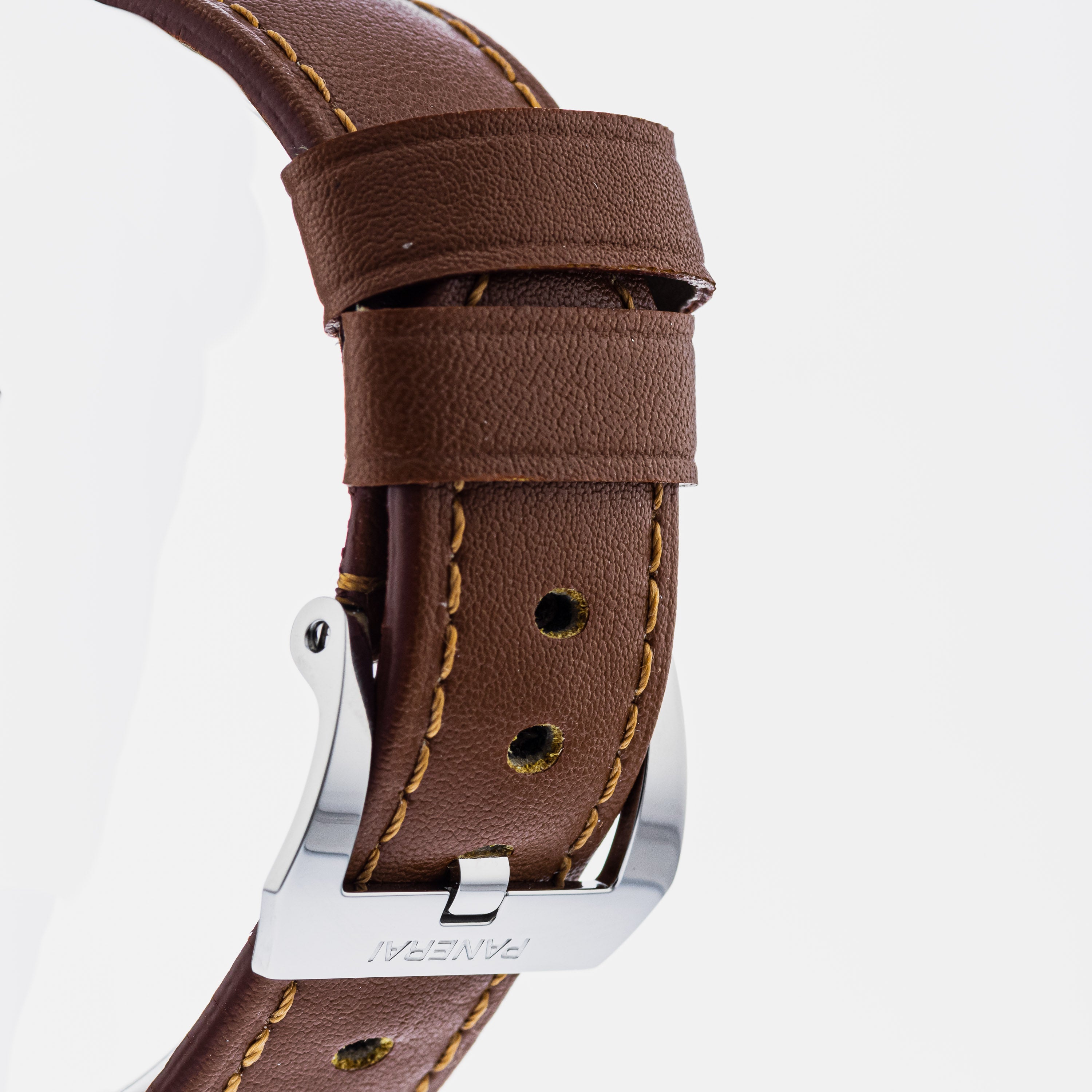 Panerai Luminor Marina Logo Bianco PAM 660 – HODINKEE Shop