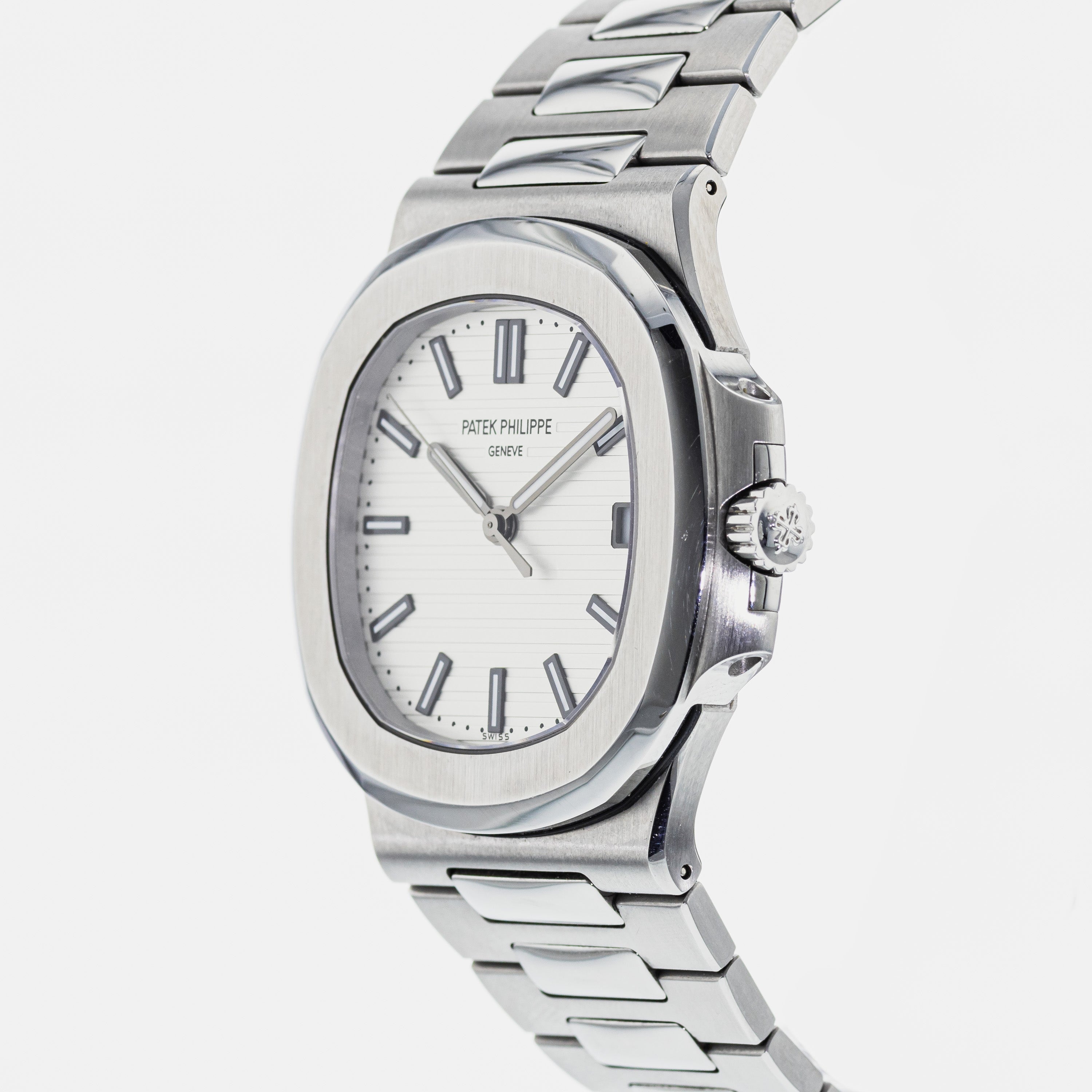 Patek Philippe Nautilus 5711A – HODINKEE Shop