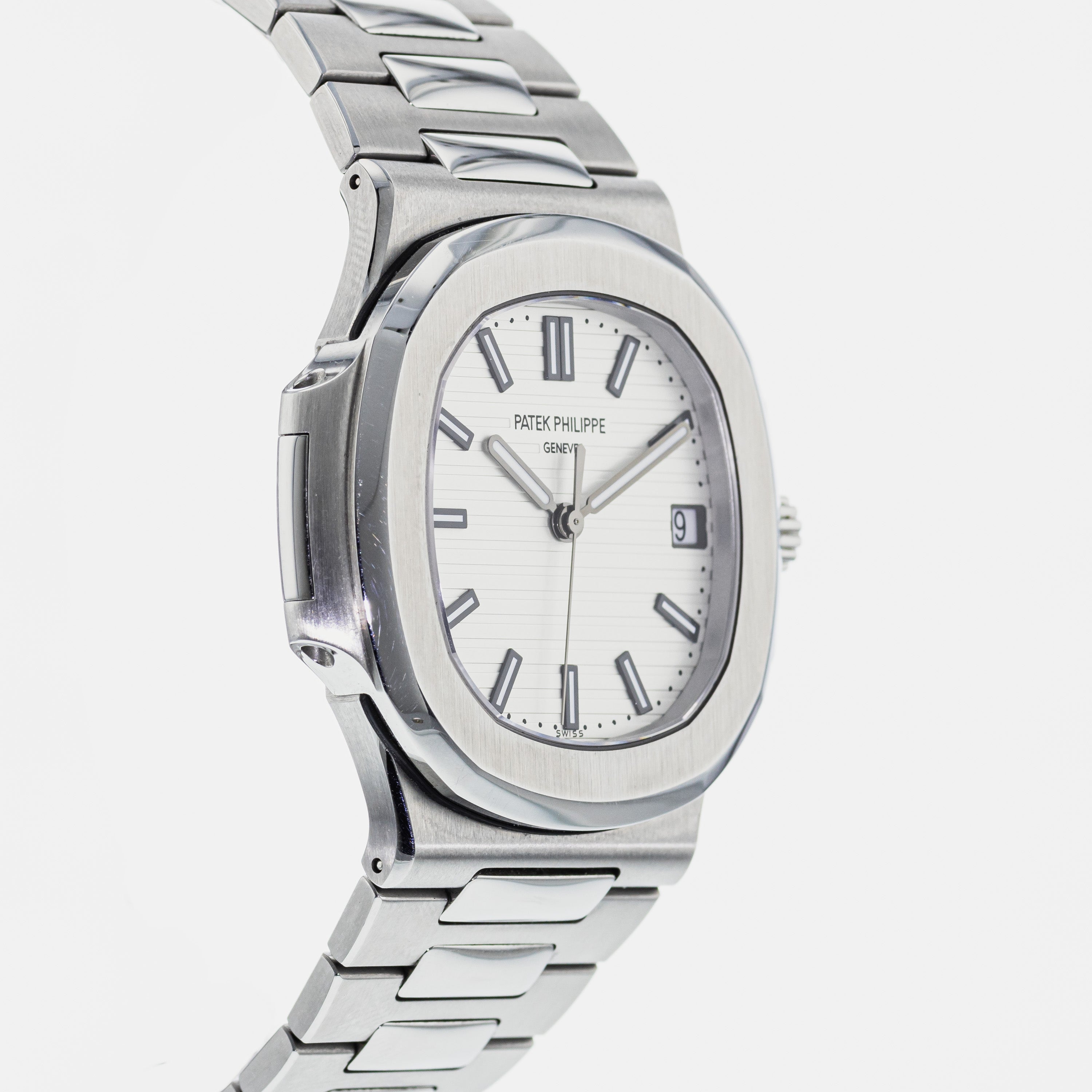 Patek Philippe Nautilus 5711A – HODINKEE Shop