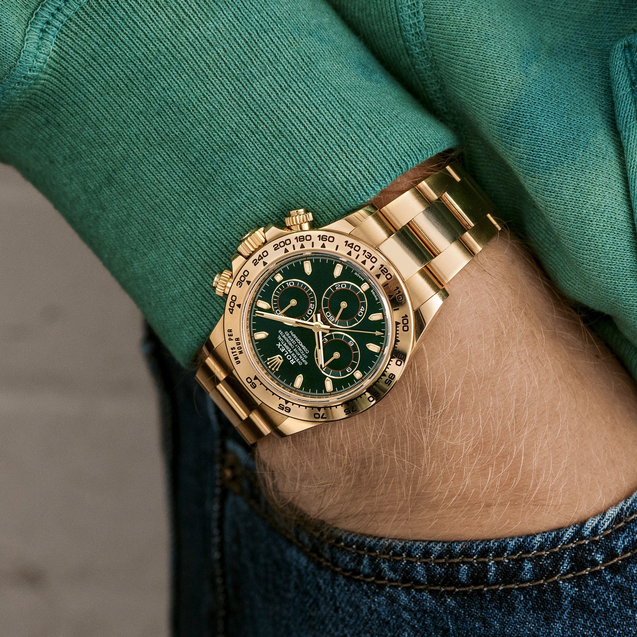 Gold rolex daytona green face best sale