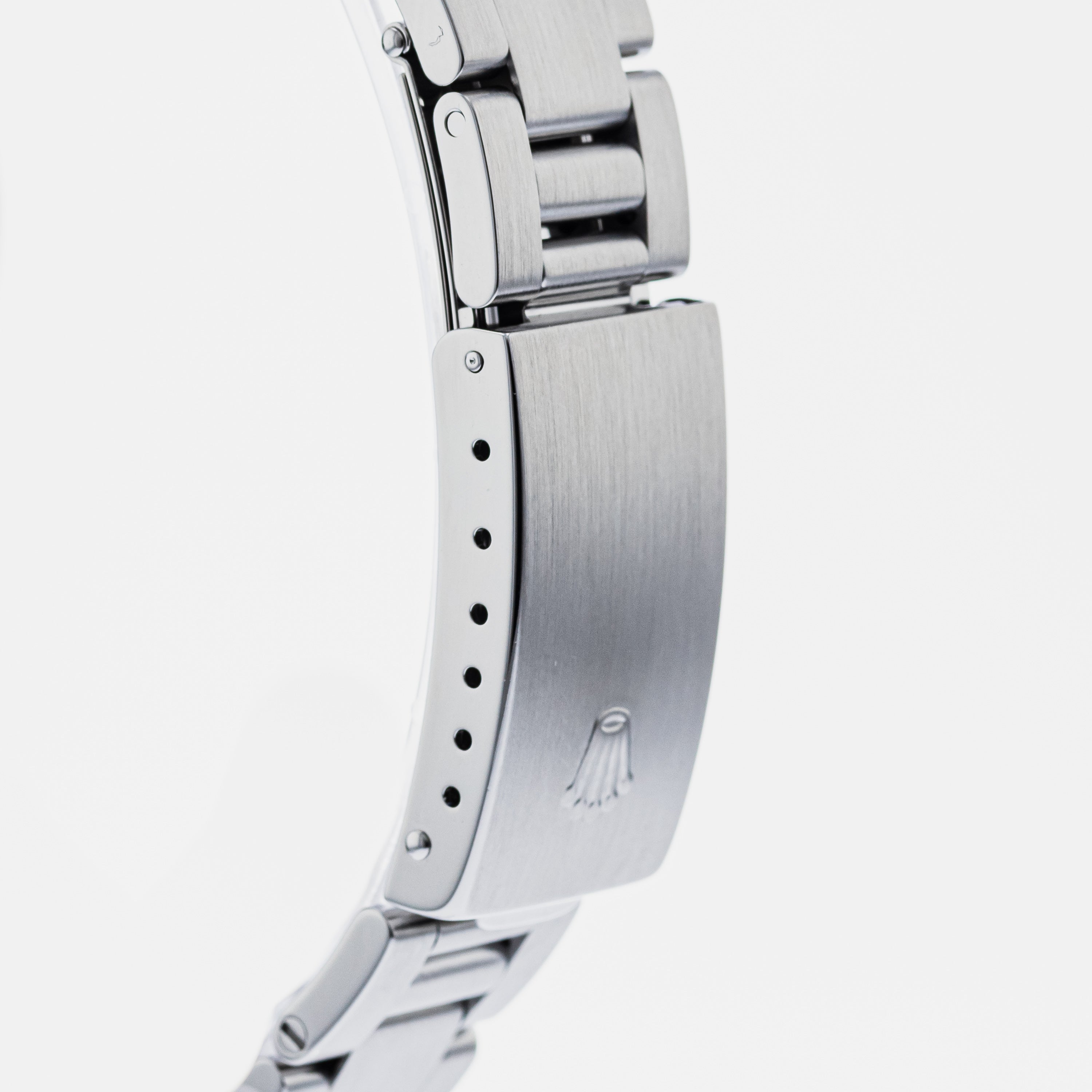 Rolex Oyster Perpetual Midsize 67480 – HODINKEE Shop