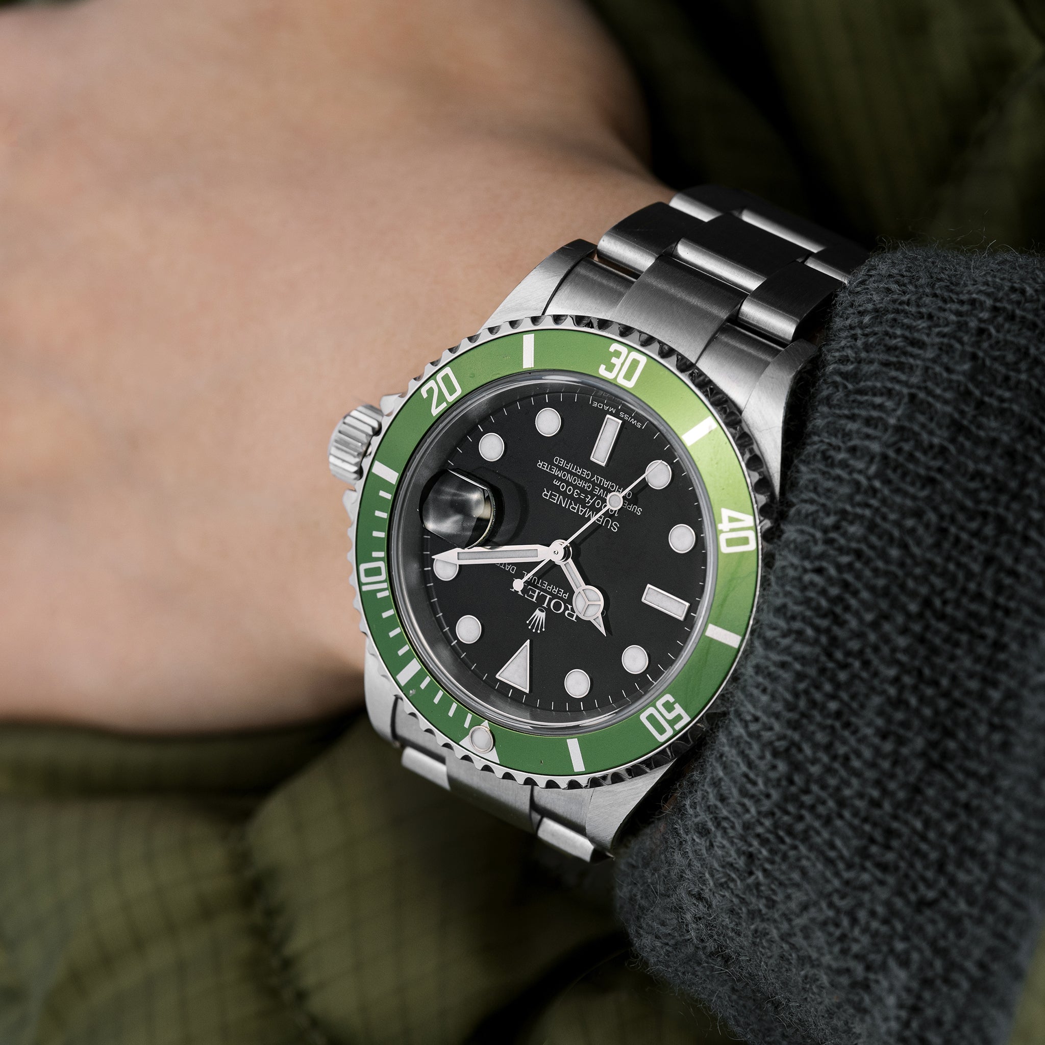 Rolex Submariner Date 16610LV 'Kermit' (Pre-Owned) – HODINKEE