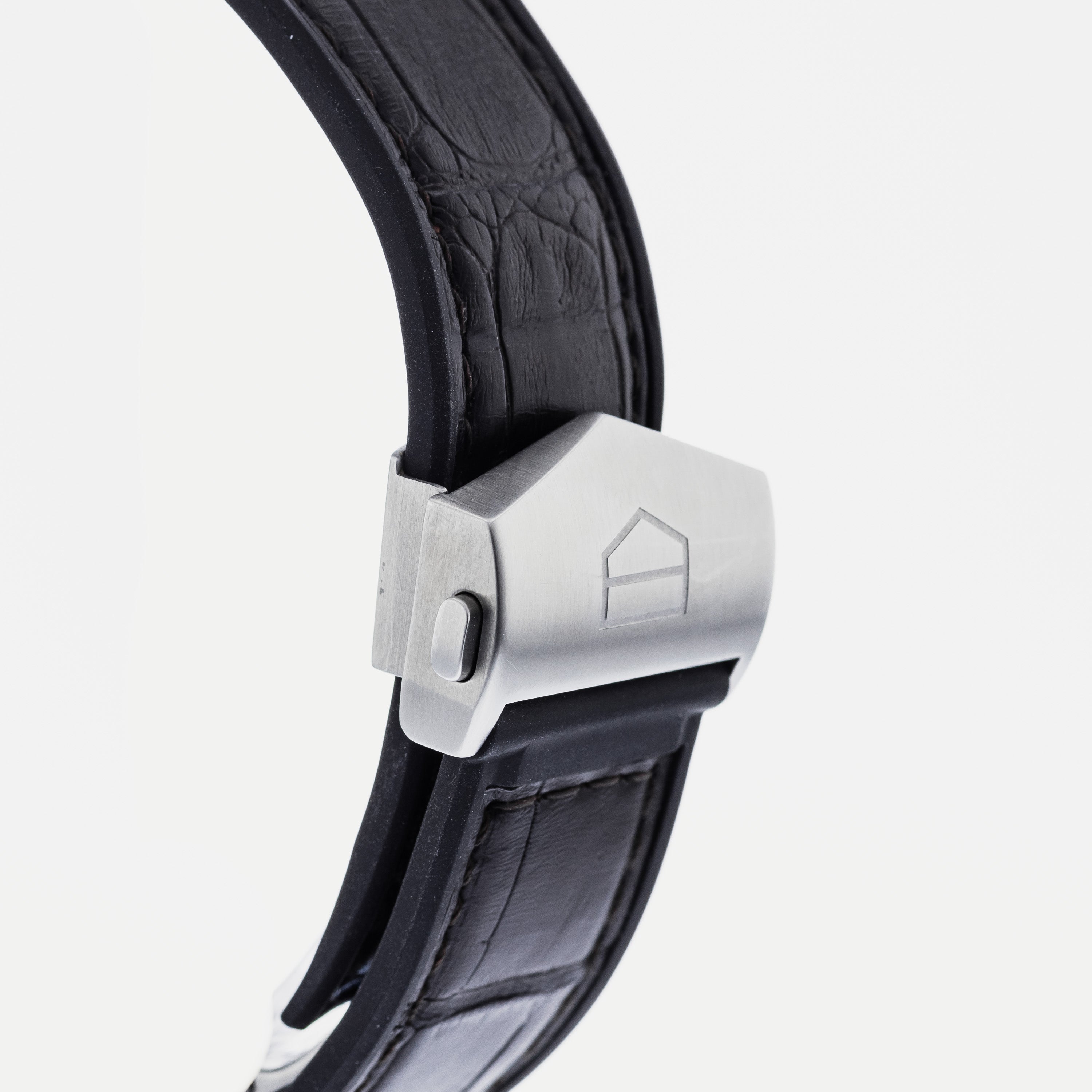 TAG Heuer Carrera Calibre Heuer 01 CAR201U HODINKEE Shop