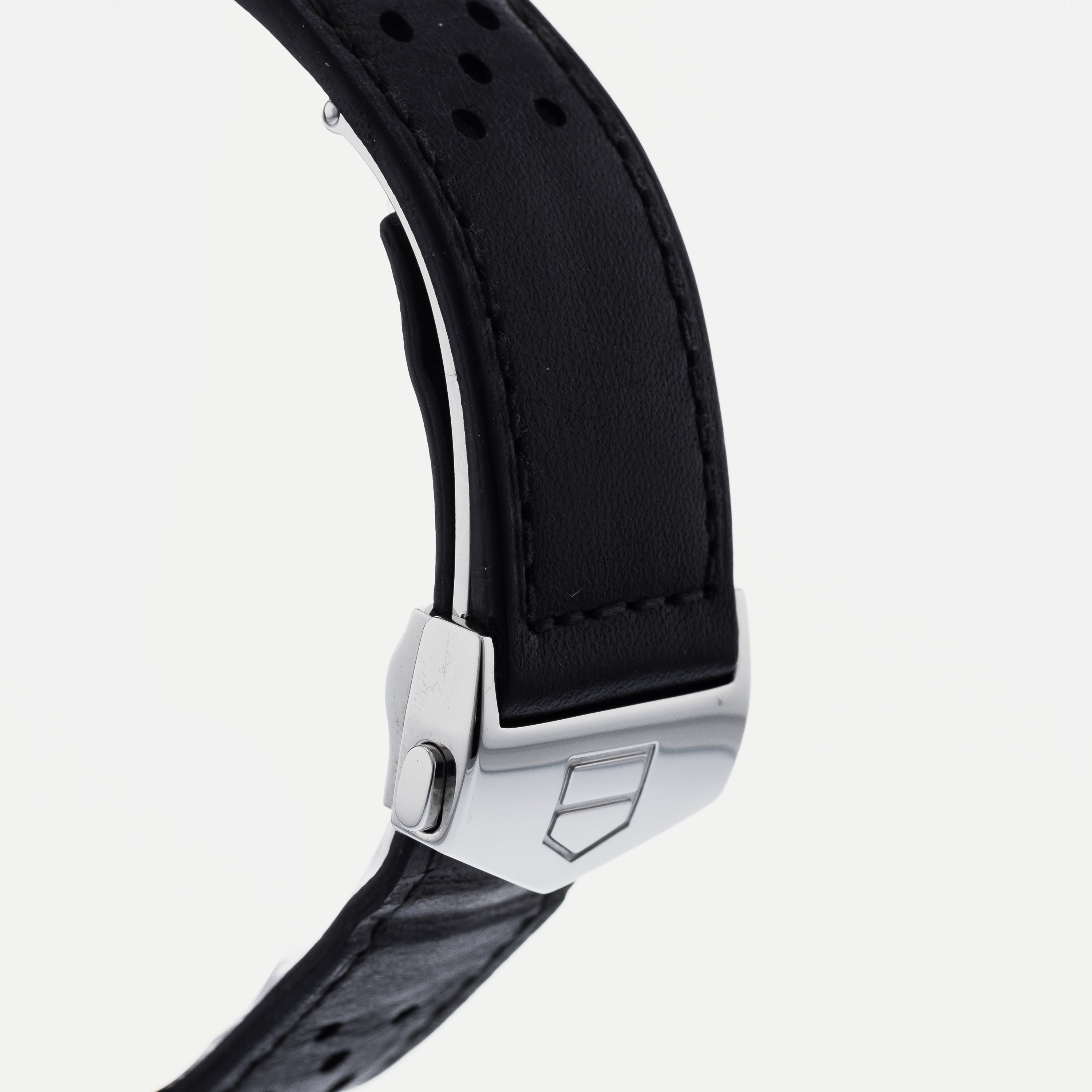 Tag heuer carrera cv2010 leather strap 2025