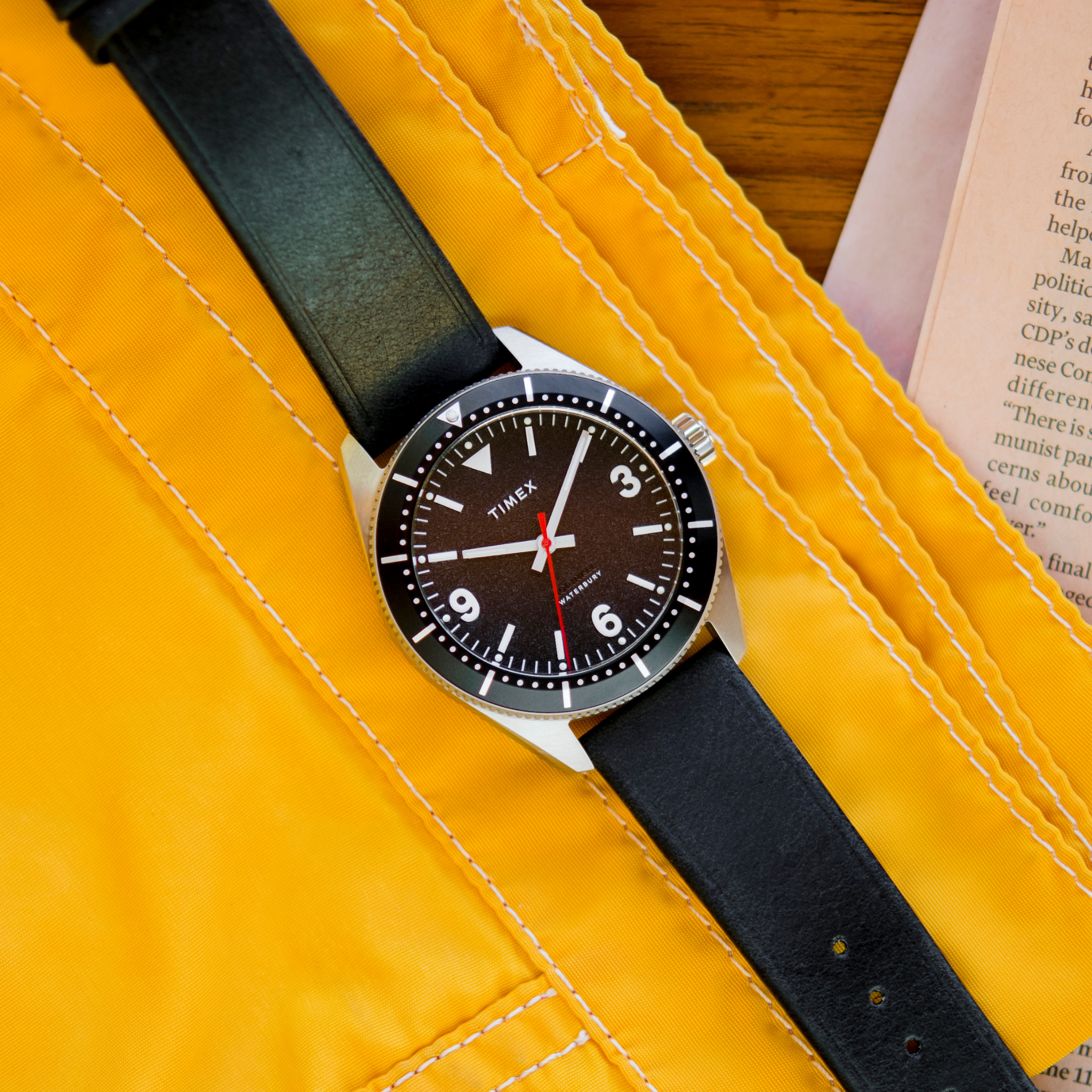 TIMEX Waterbury HODINKEE Limited Edition