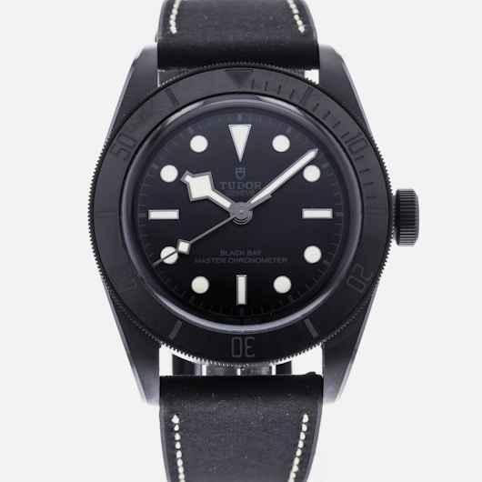 Heritage Black Bay Ceramic 79210