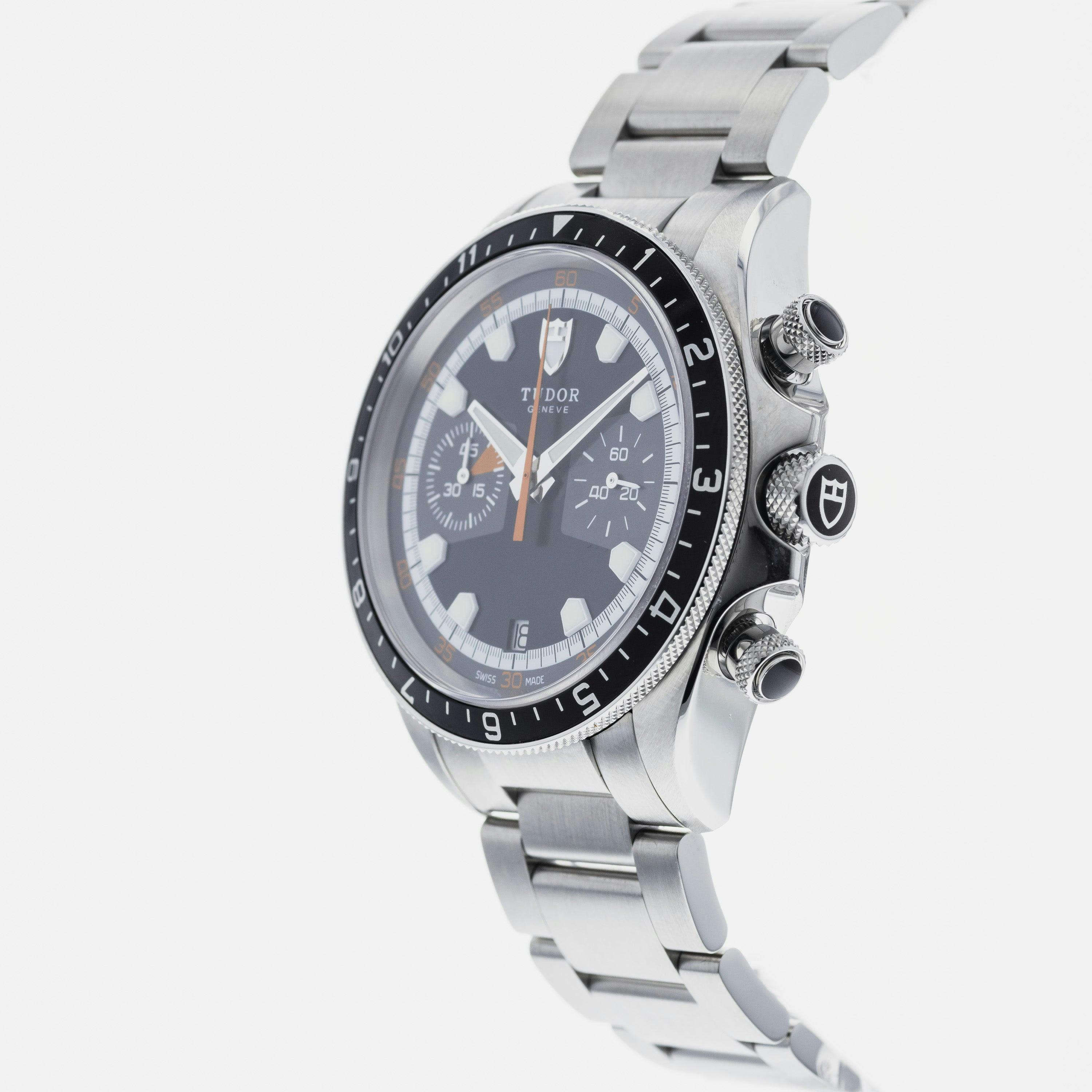 Tudor Heritage Chrono 70330 – HODINKEE Shop
