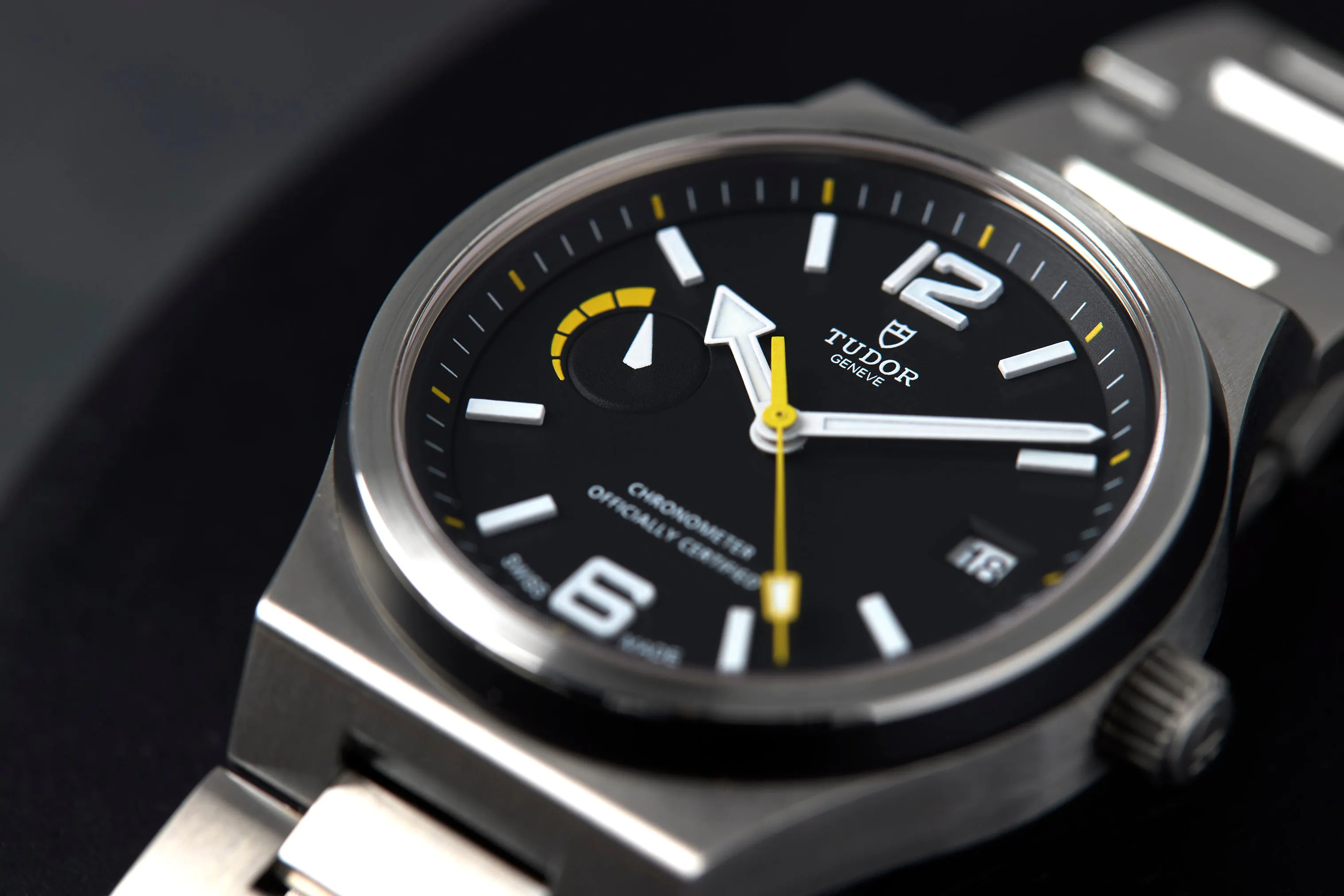 Tudor North Flag 91210 – HODINKEE Shop